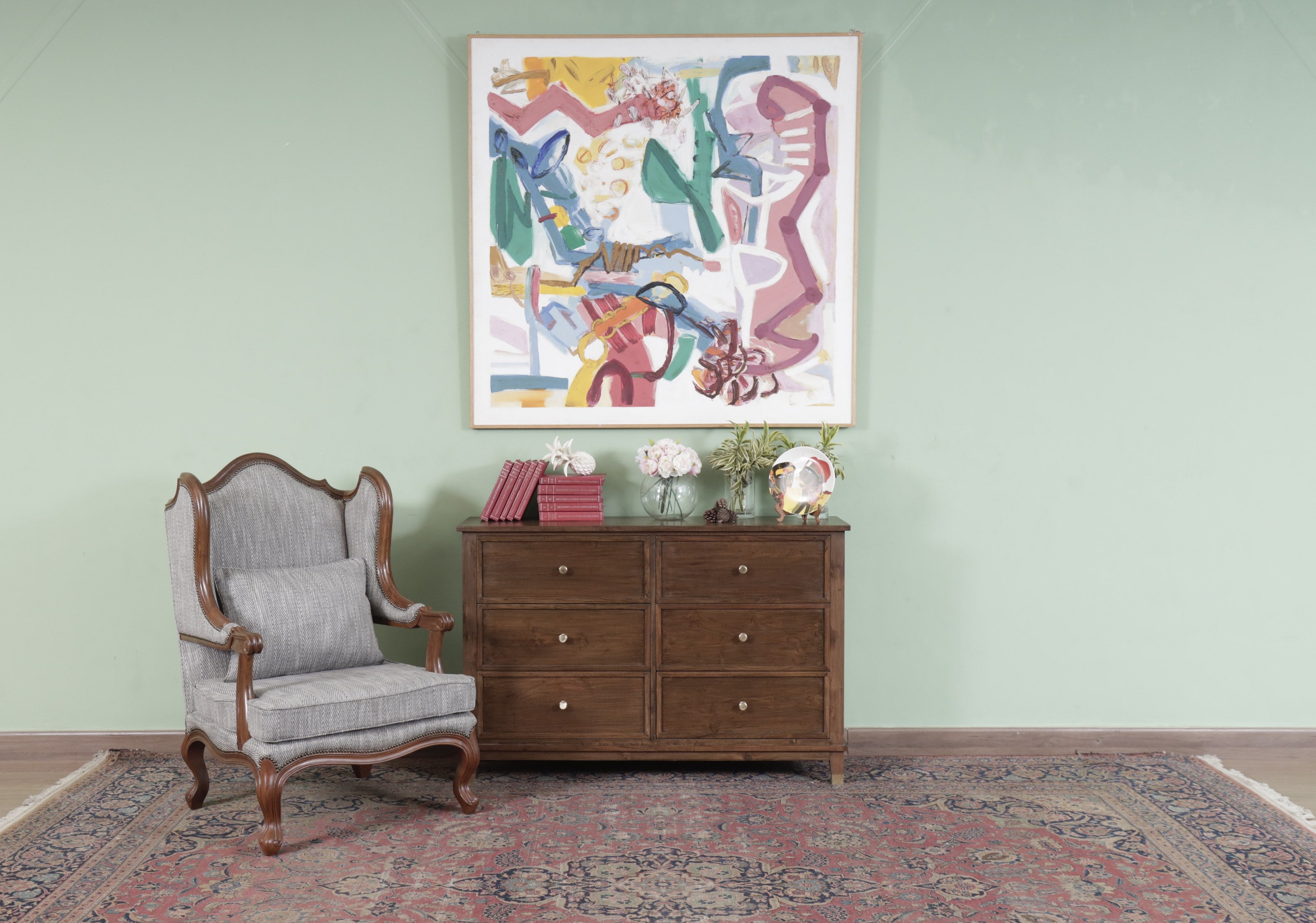Nisbet Chest of Drawers