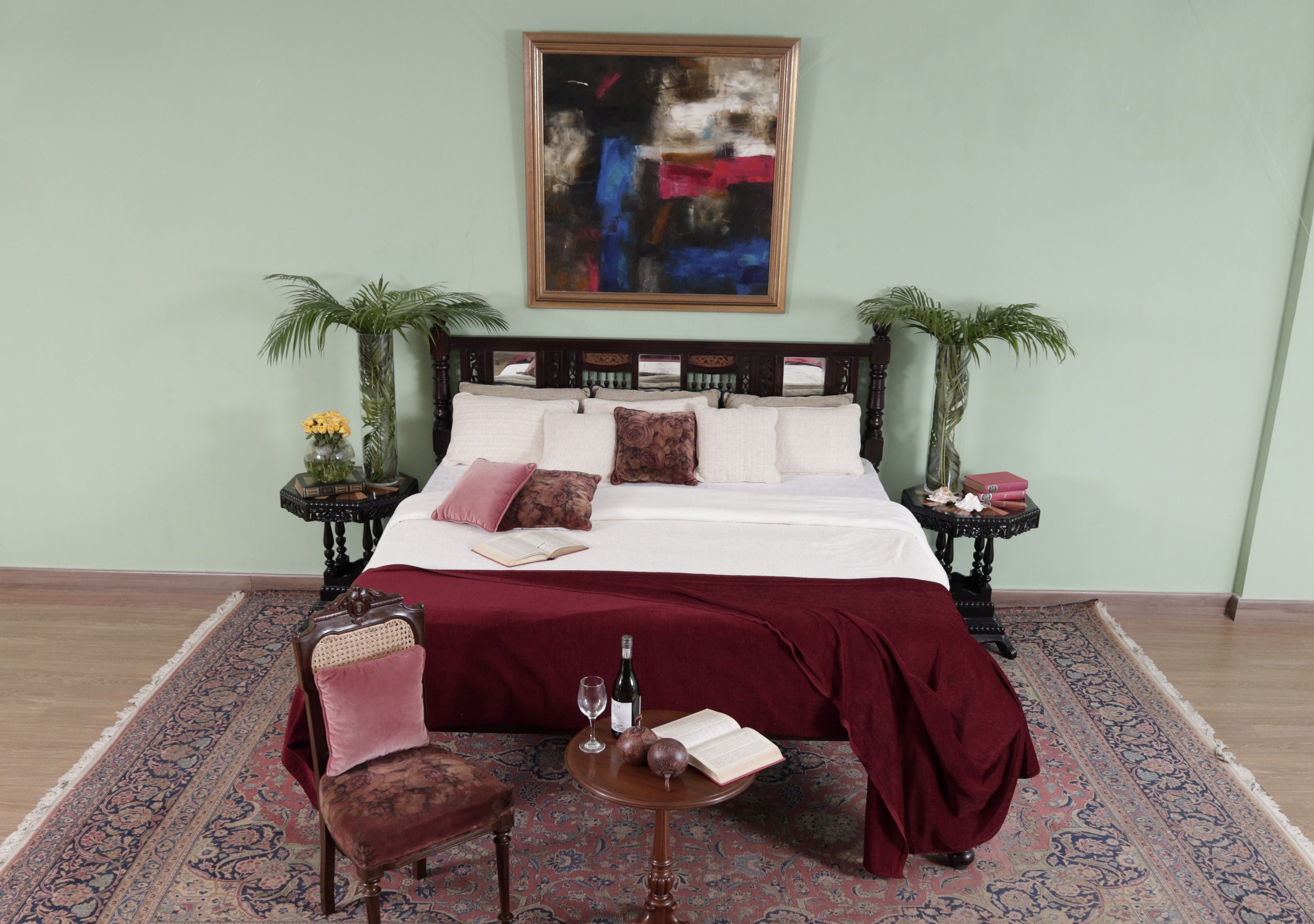 Nicholas Bed