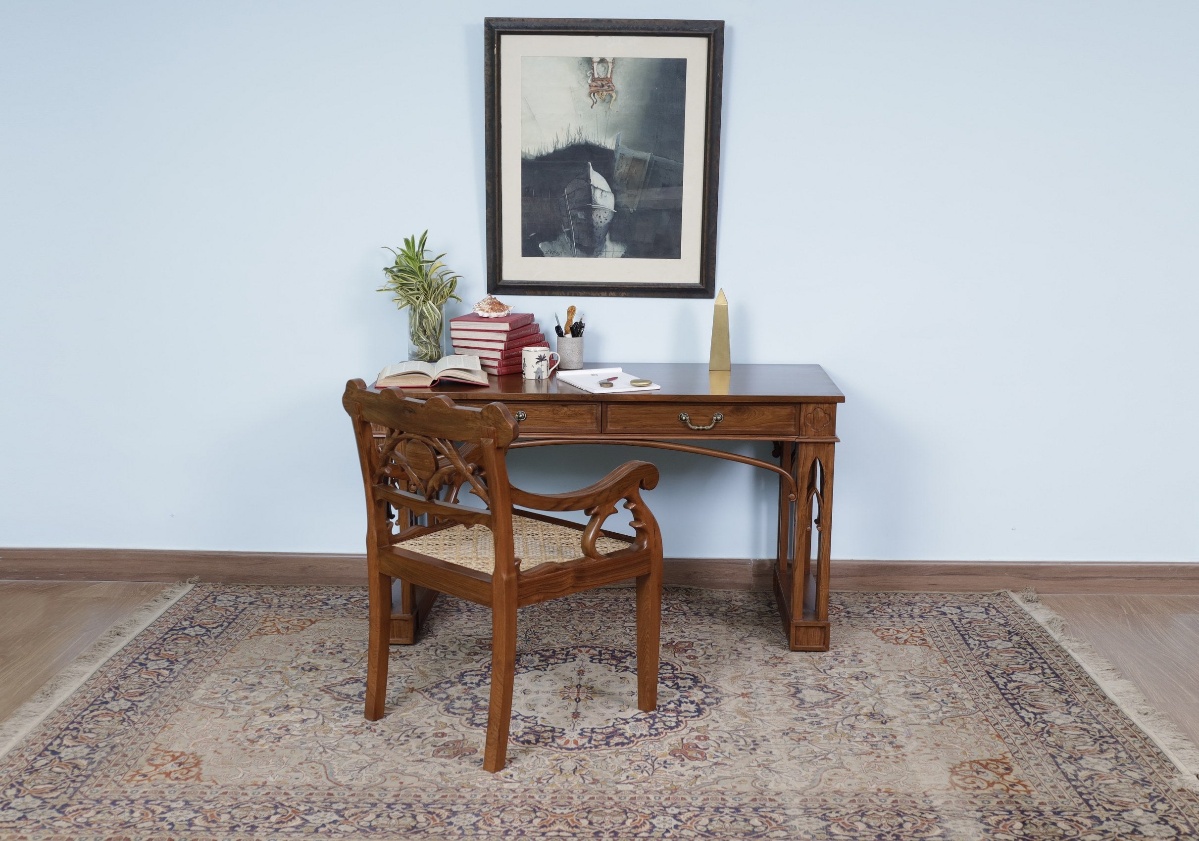 Tronet Desk