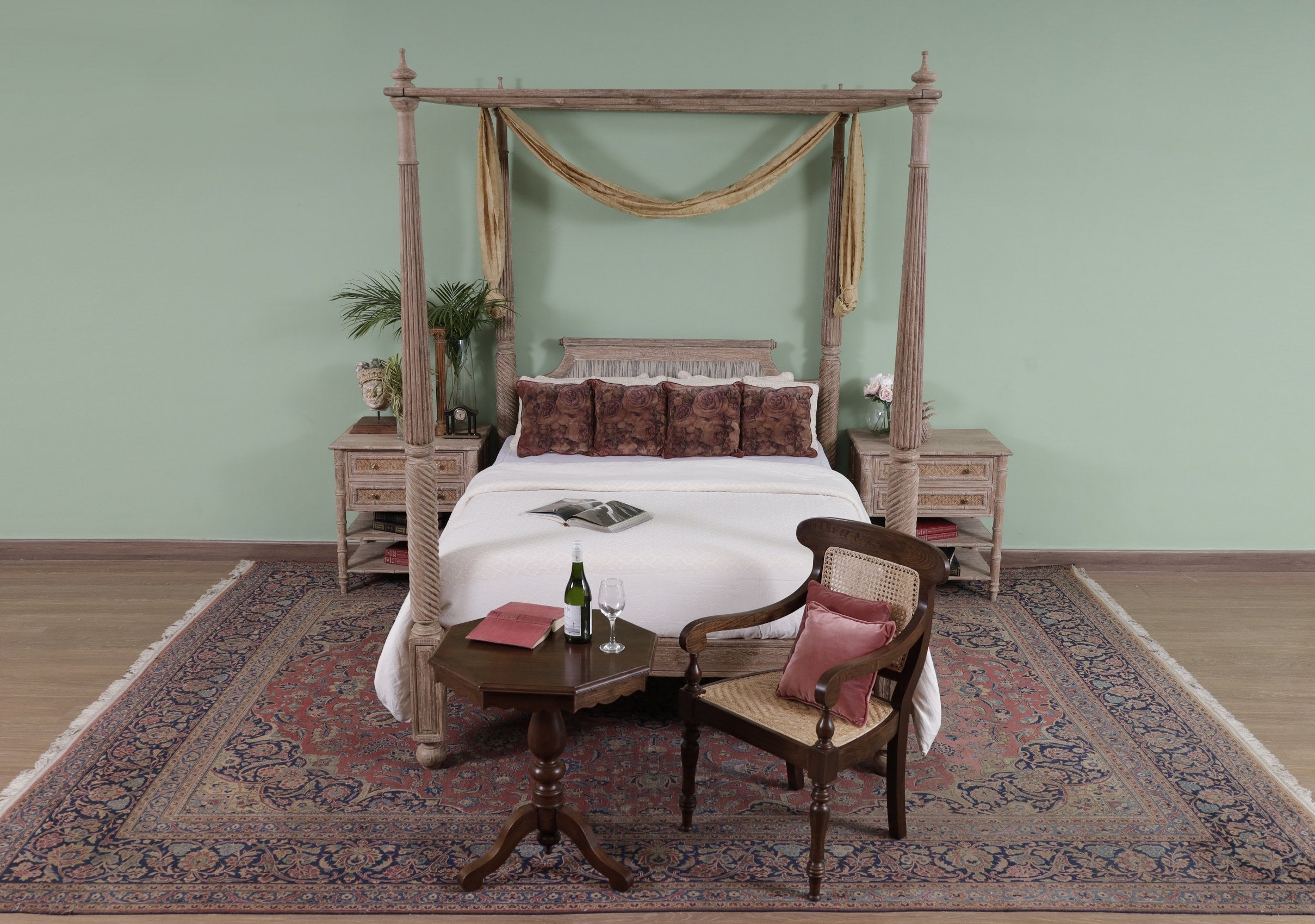 Wellesley Four Poster Bed
