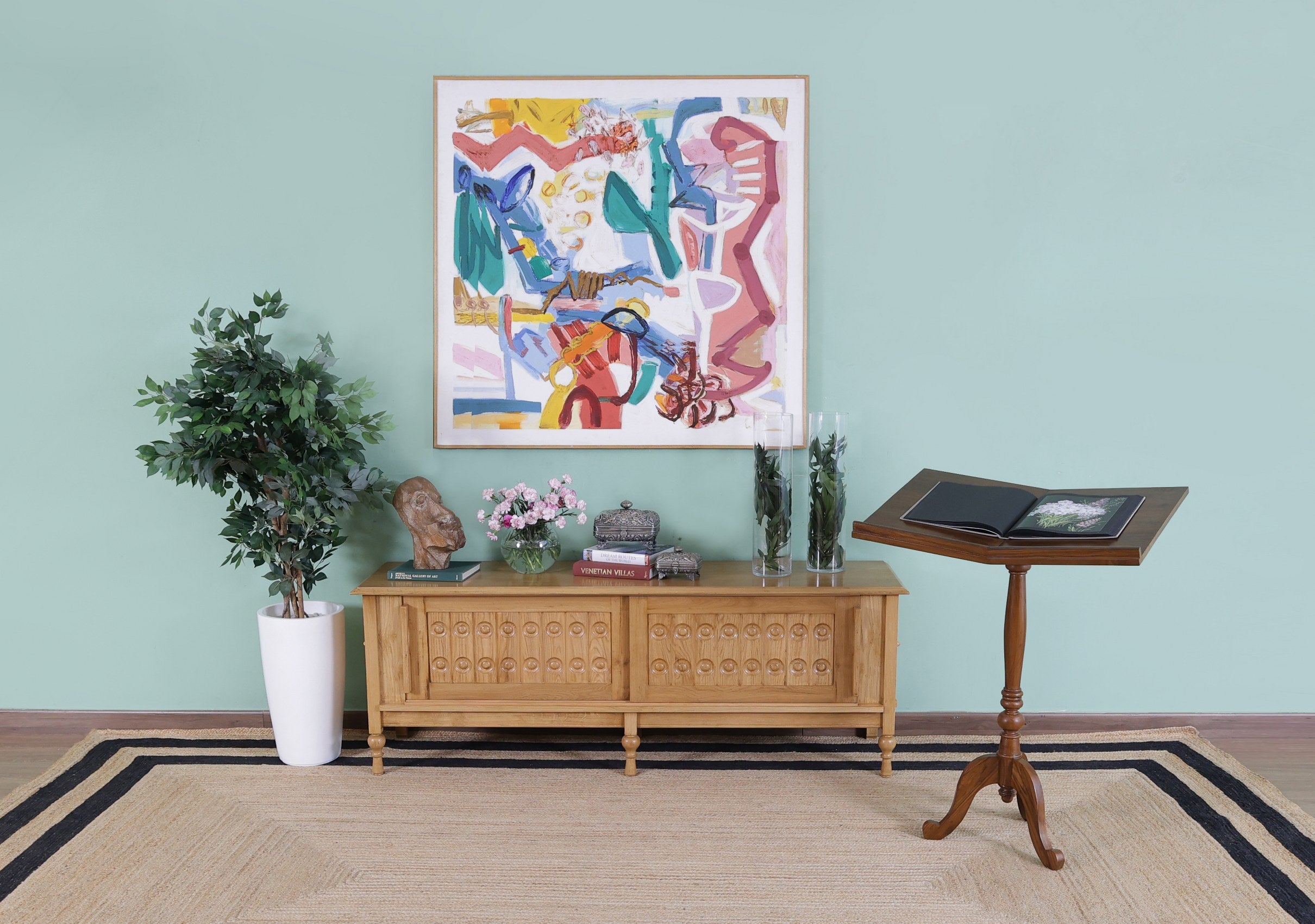 Welles Bookstand