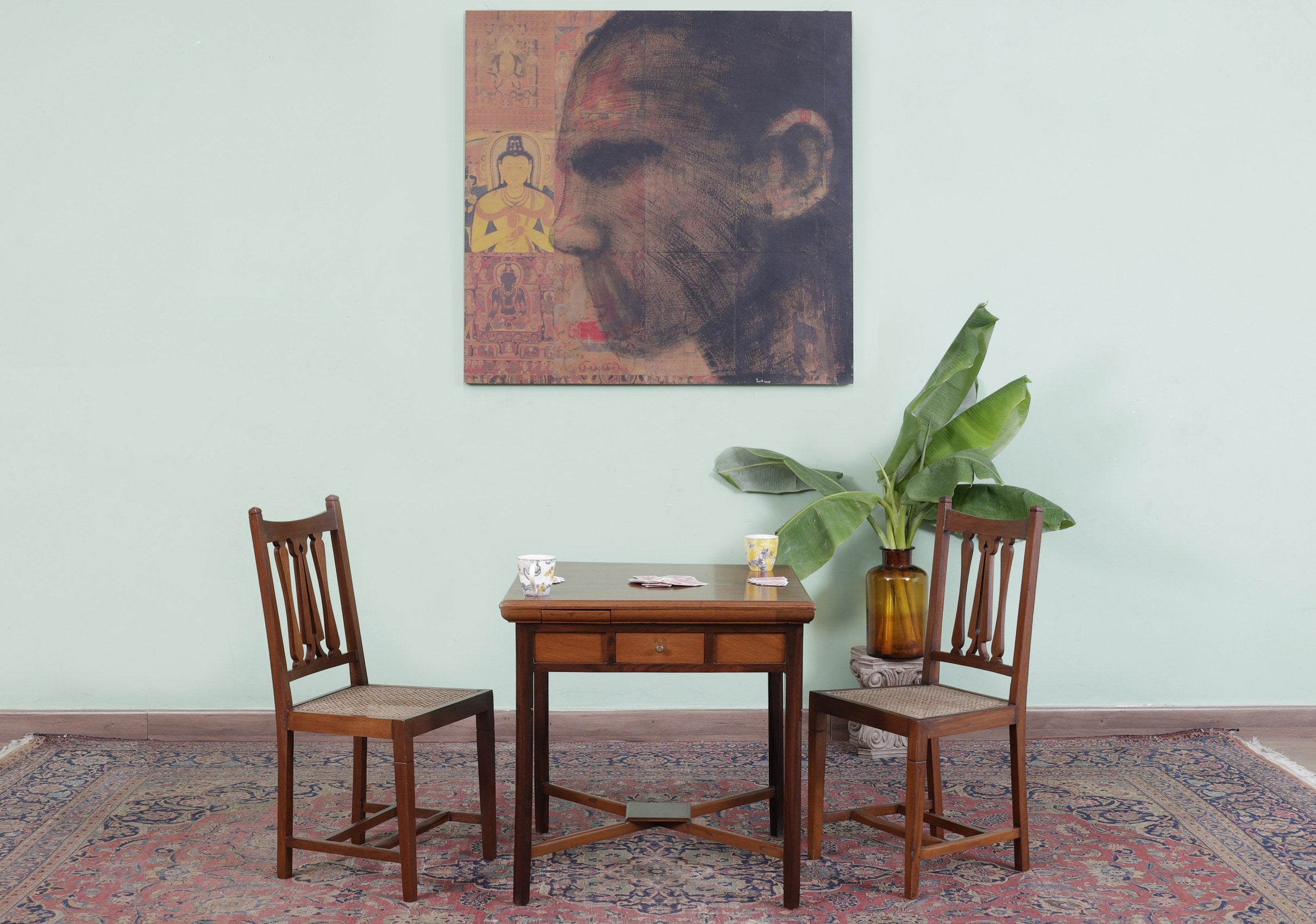 Miguel Game Table