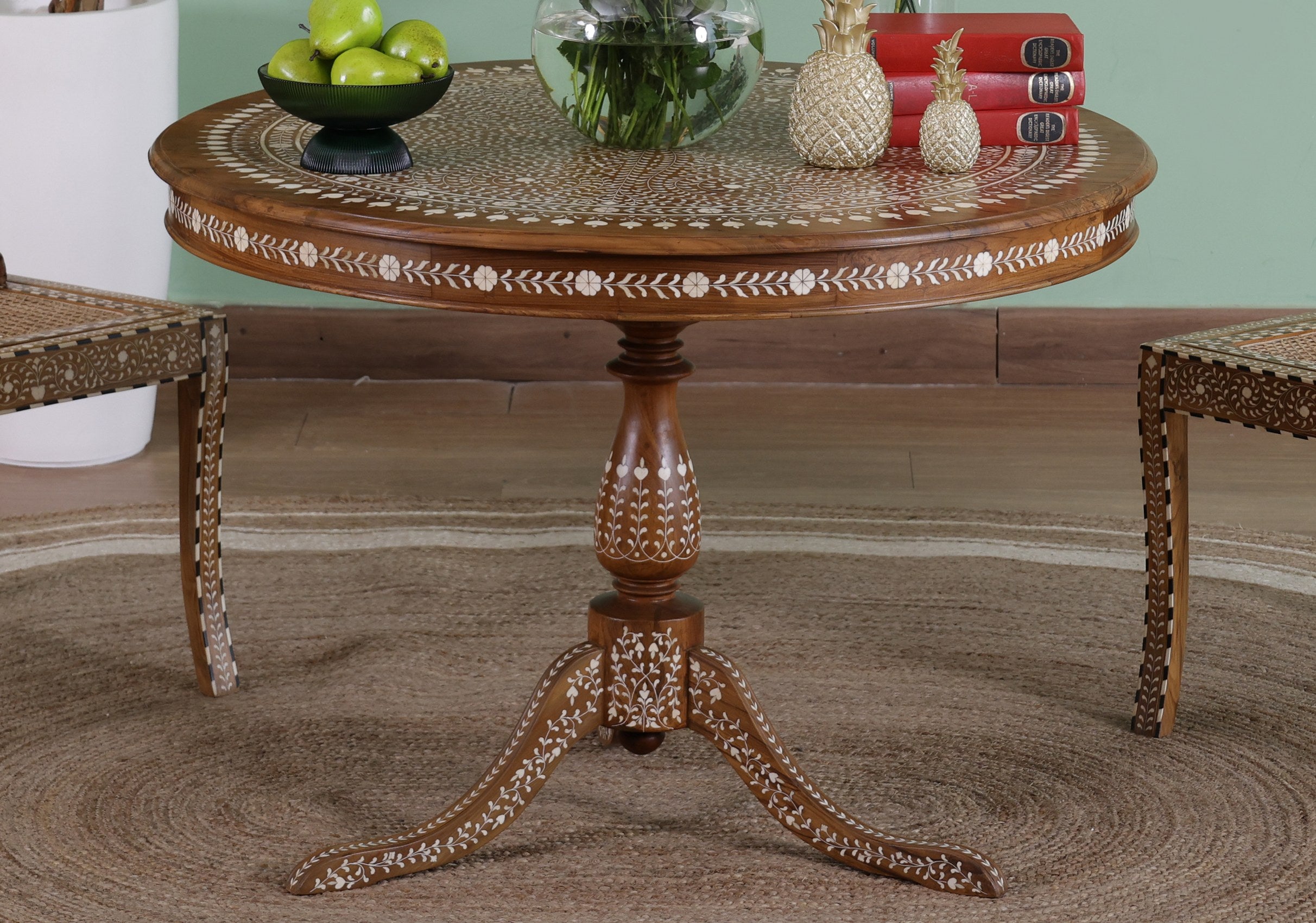 Lorett Dining Table