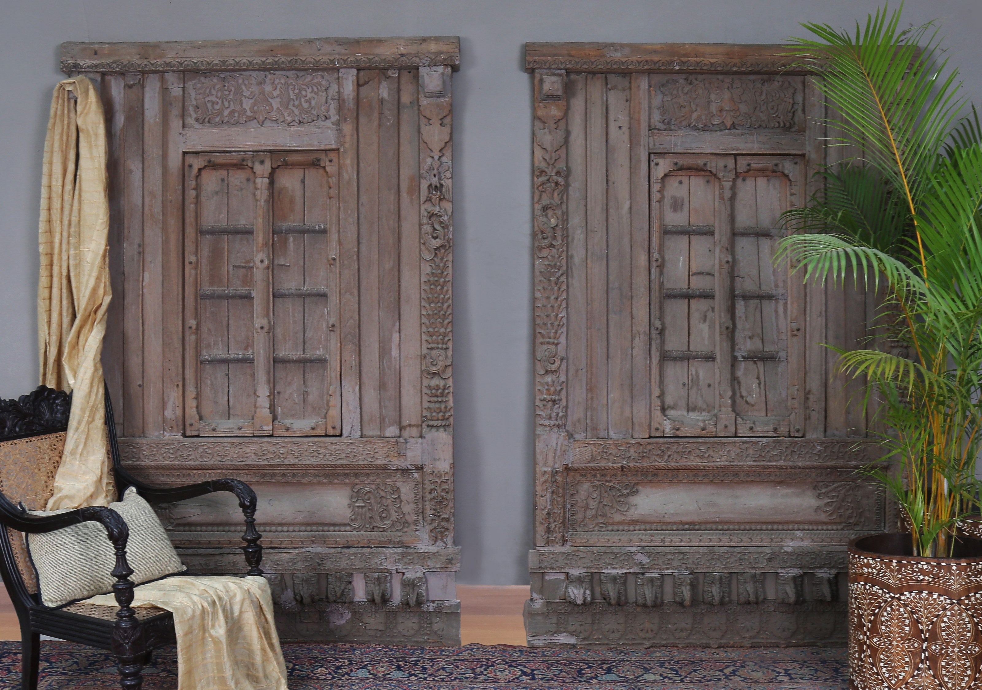 Beaufort Antique Jharokha