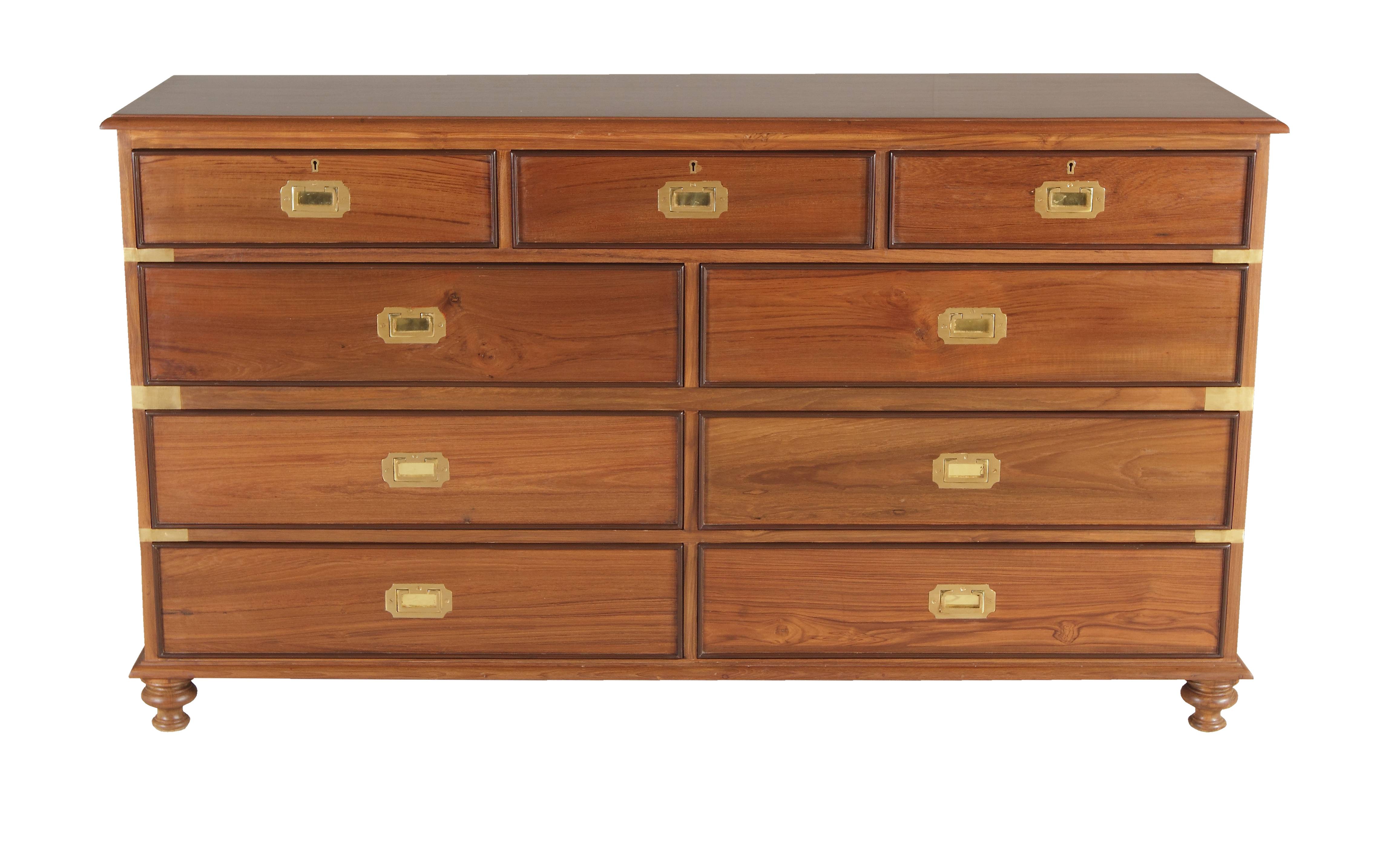 Knaggs Chest of Drawers