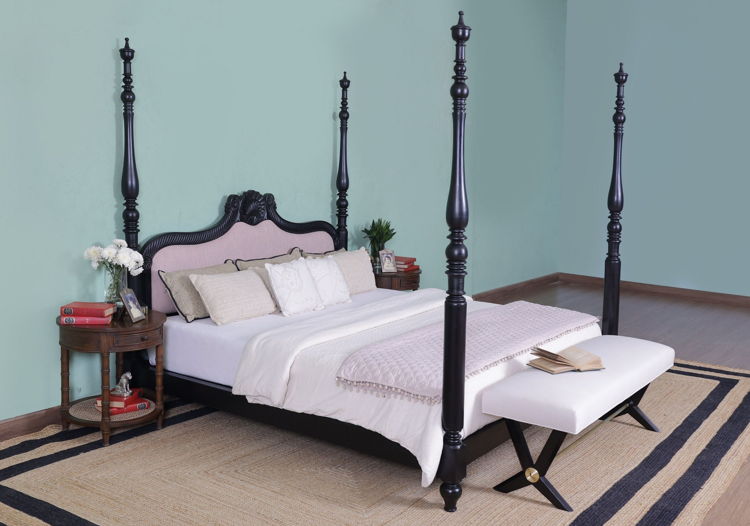 Walcott Poster Bed