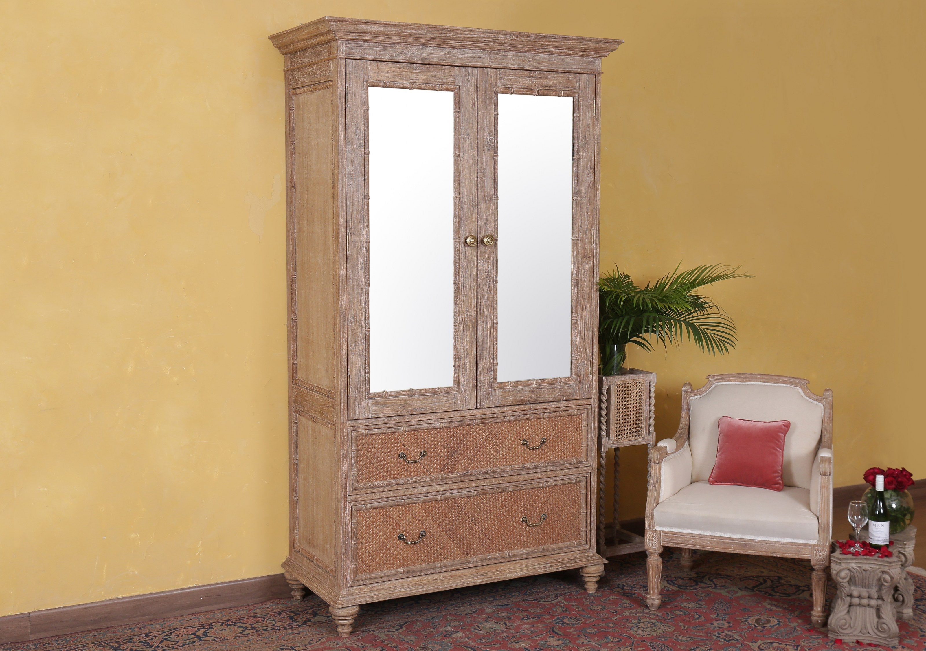 Lucia Wardrobe