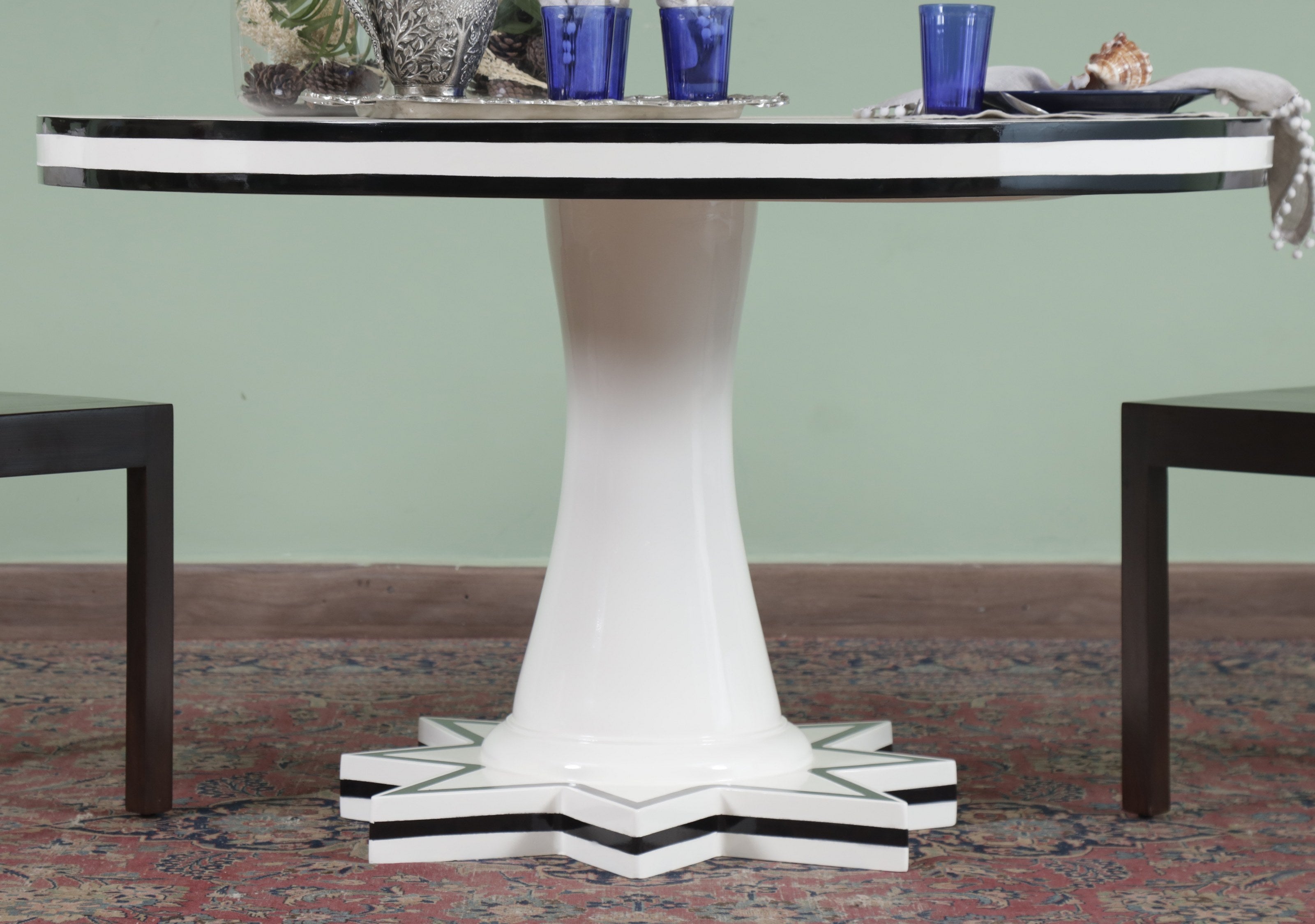 Roden Star Table