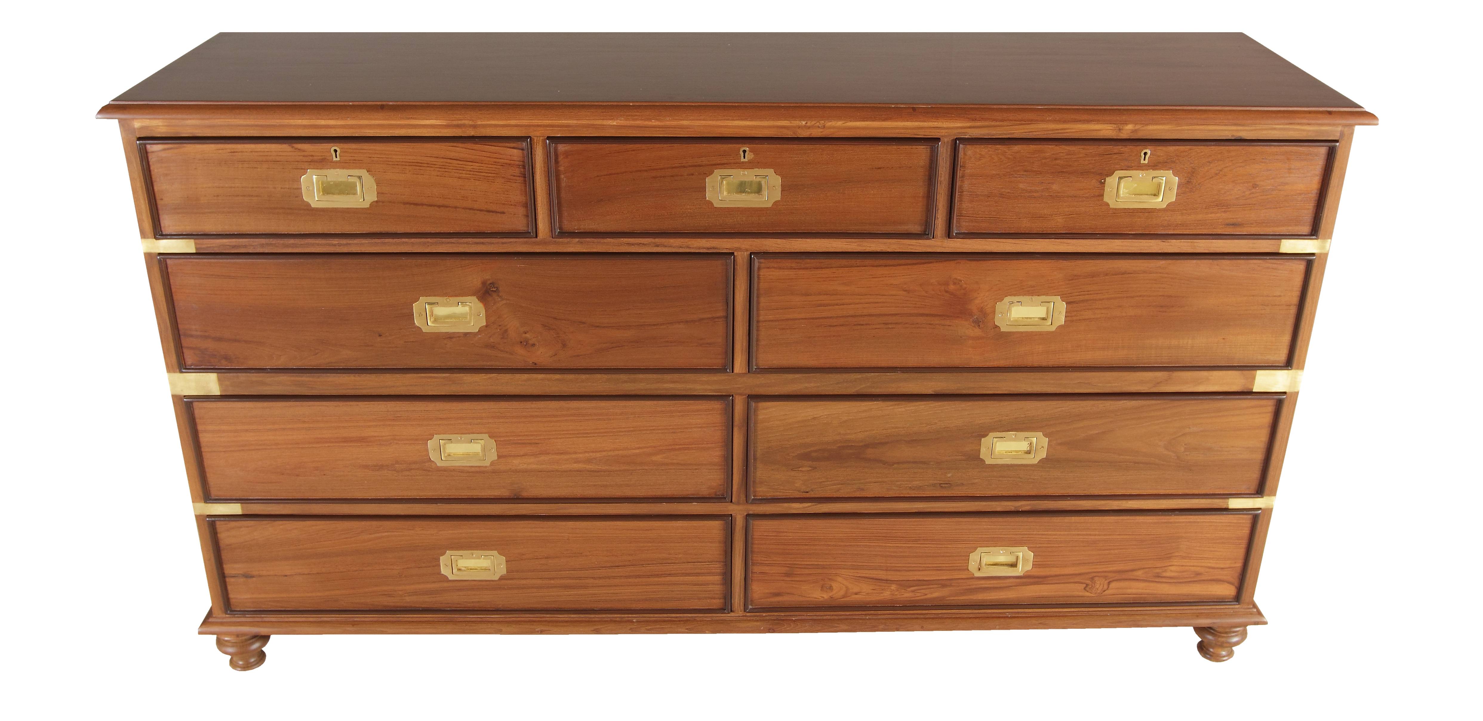 Knaggs Chest of Drawers