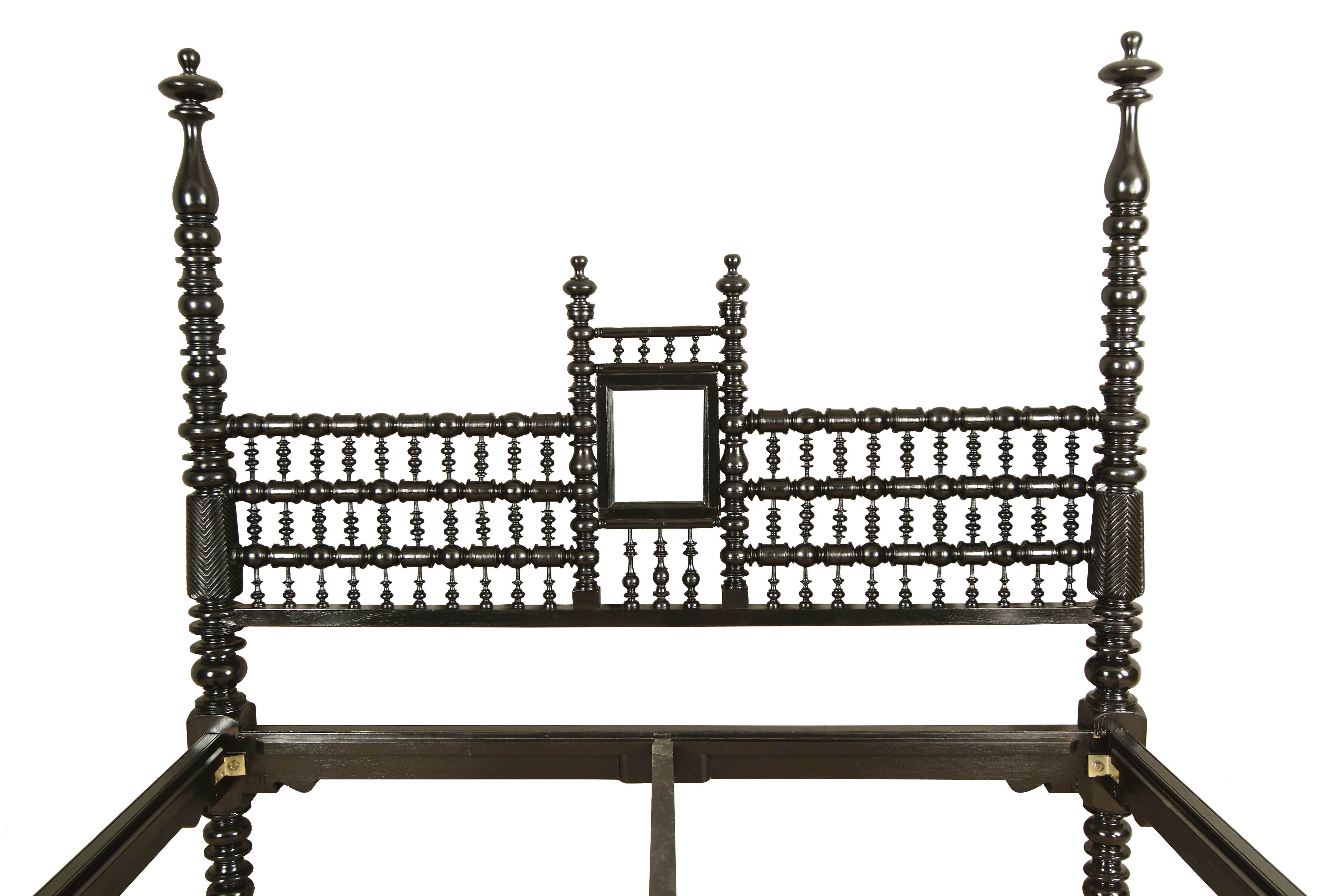 Minto Bed