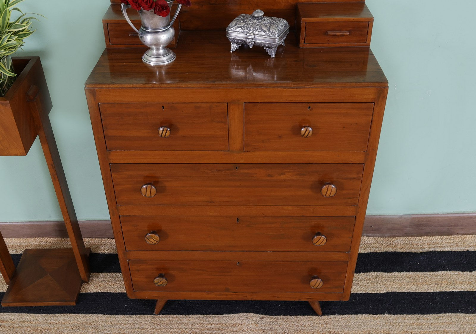Finley Dresser