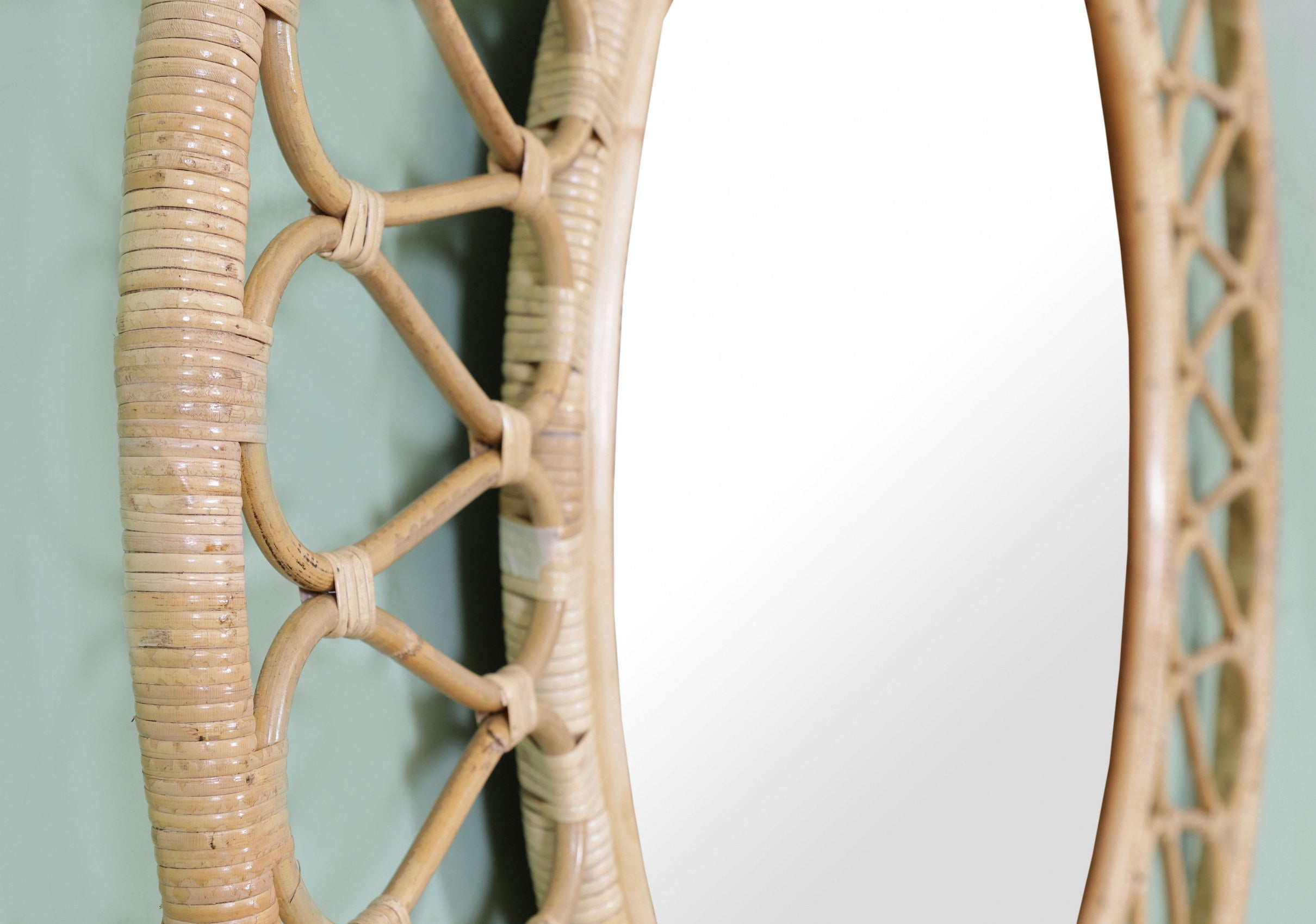 Hansen Mirror Frame