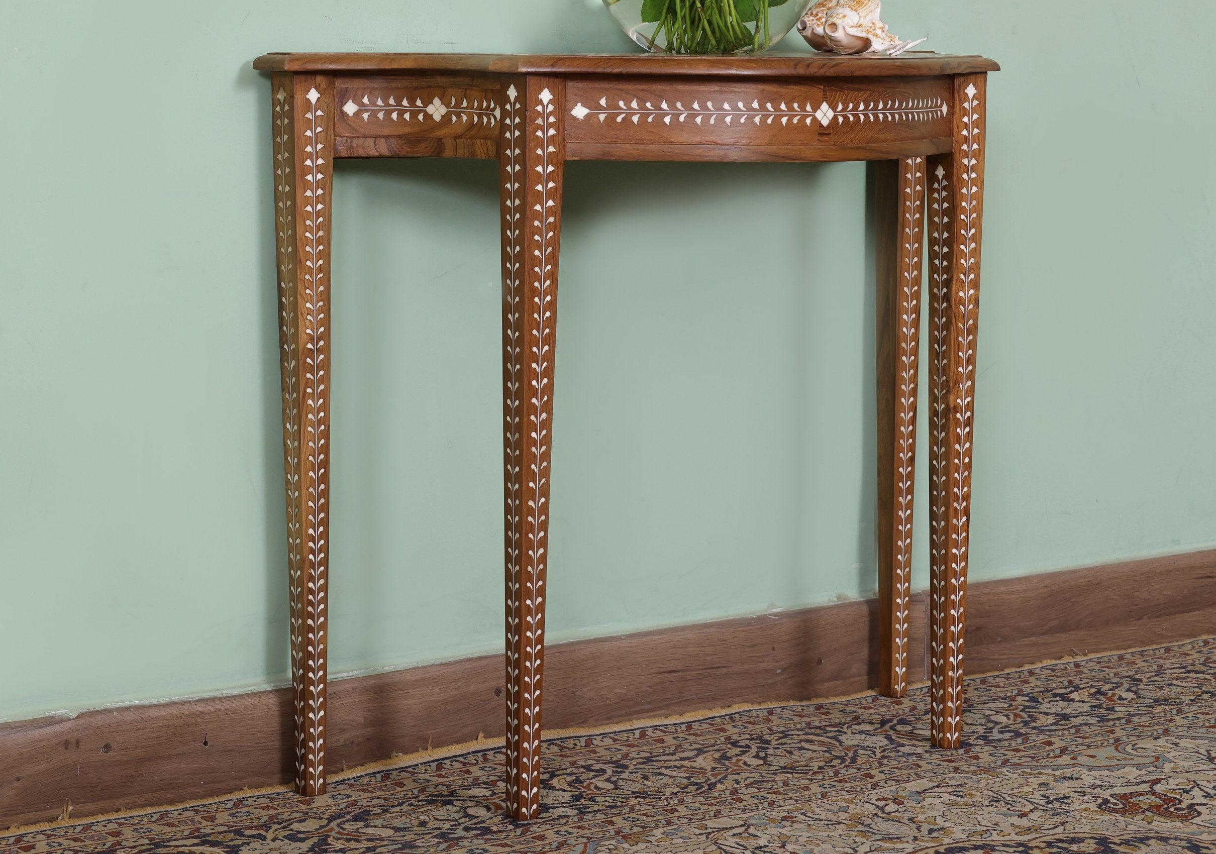 Reade Console Table
