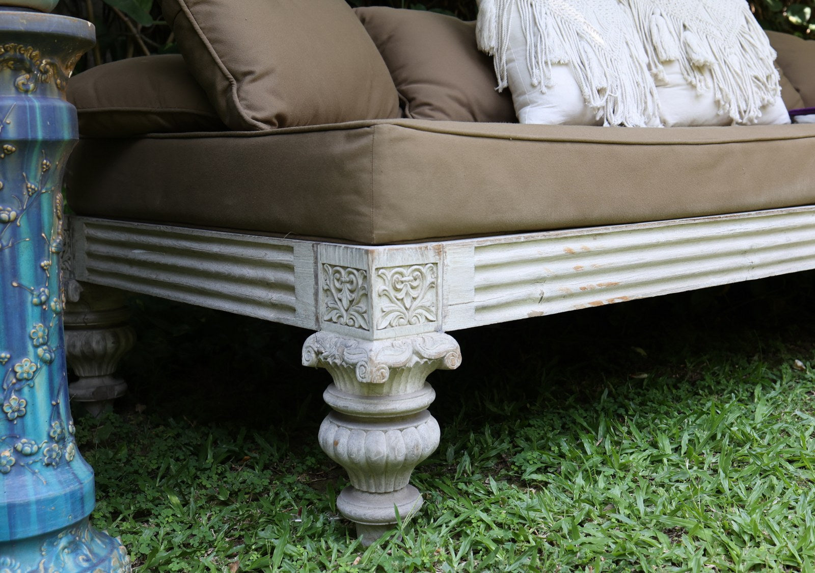 Ridecombe Day Bed