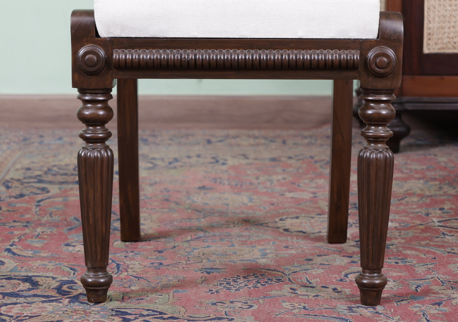 Herten Chair