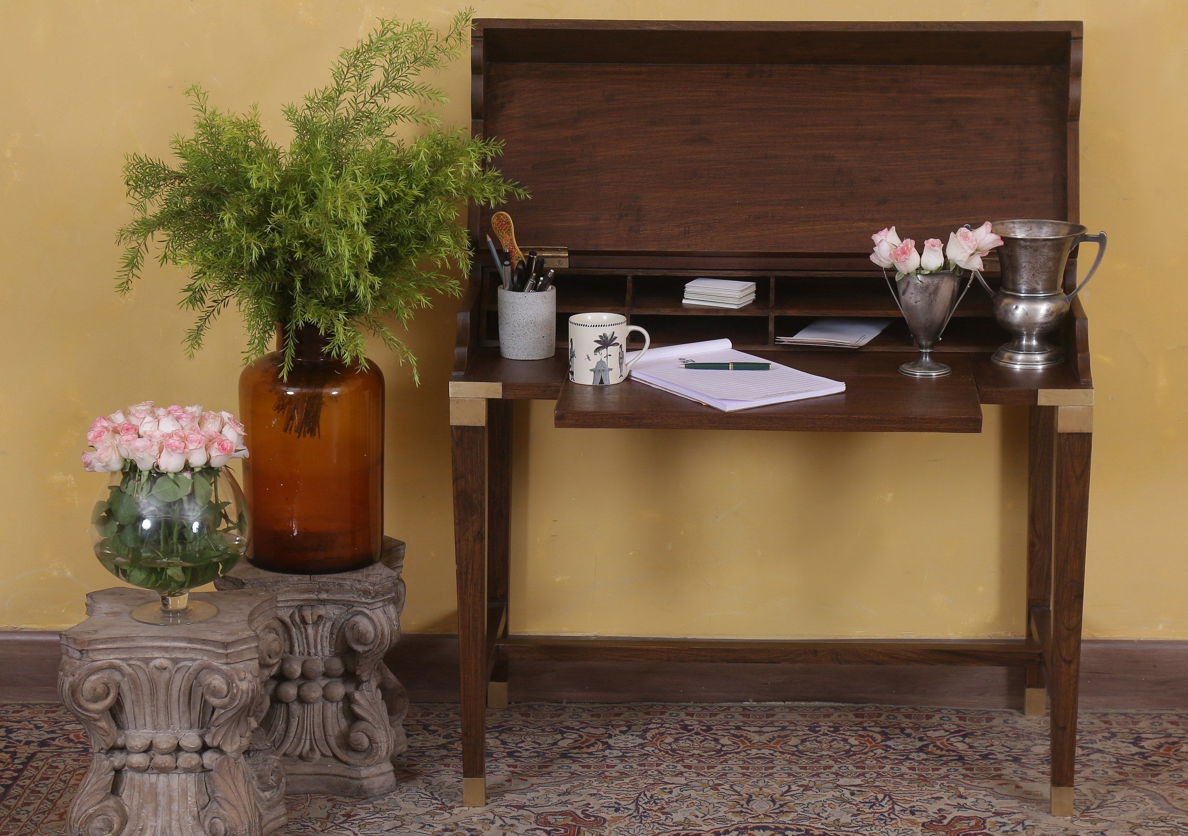 Hayes Campaign Desk