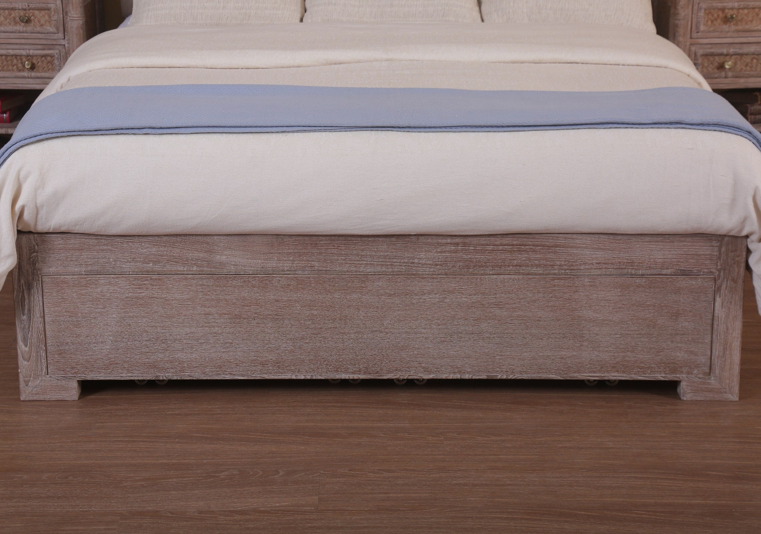 Hanning Bed