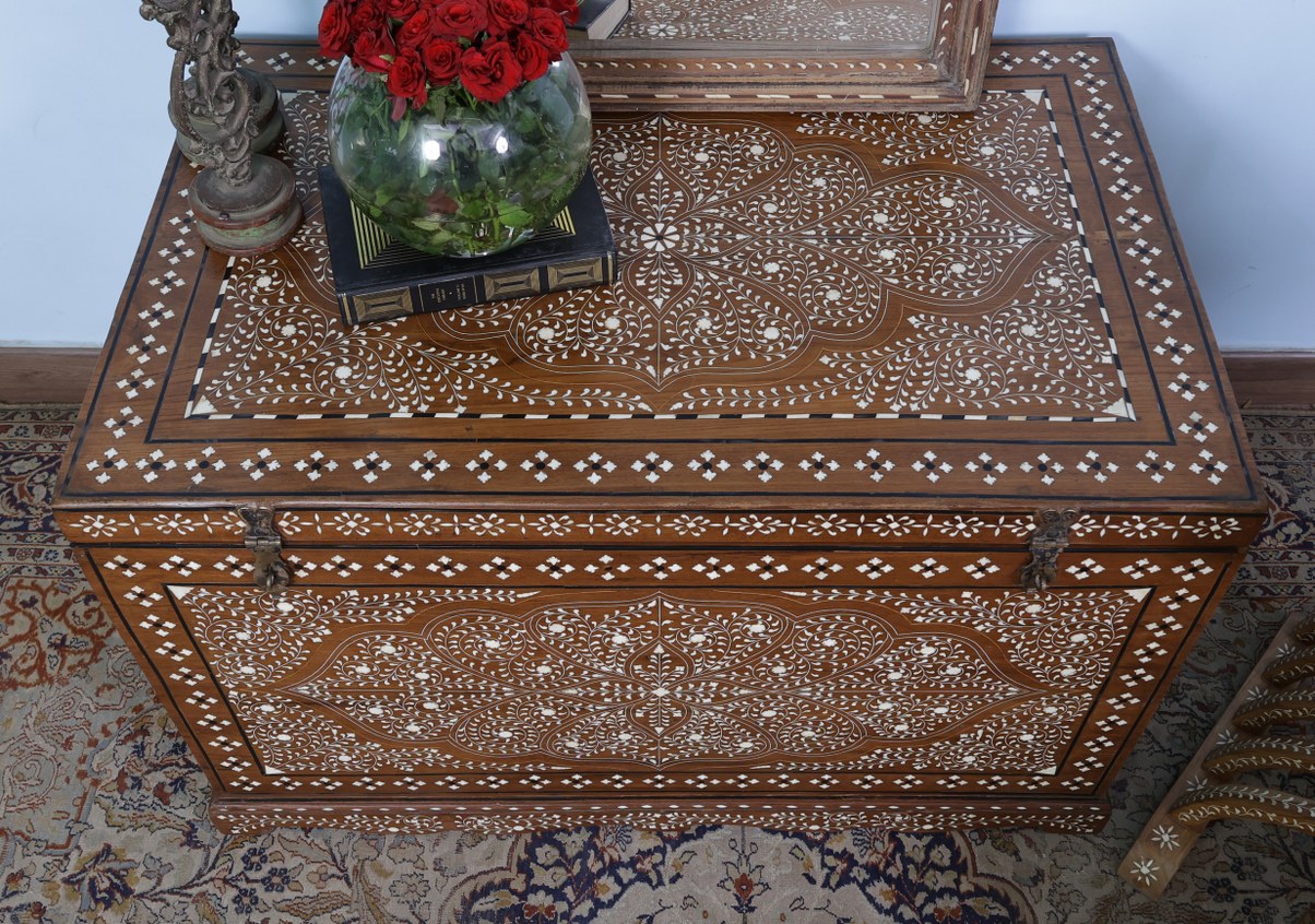 Tredgold Chest
