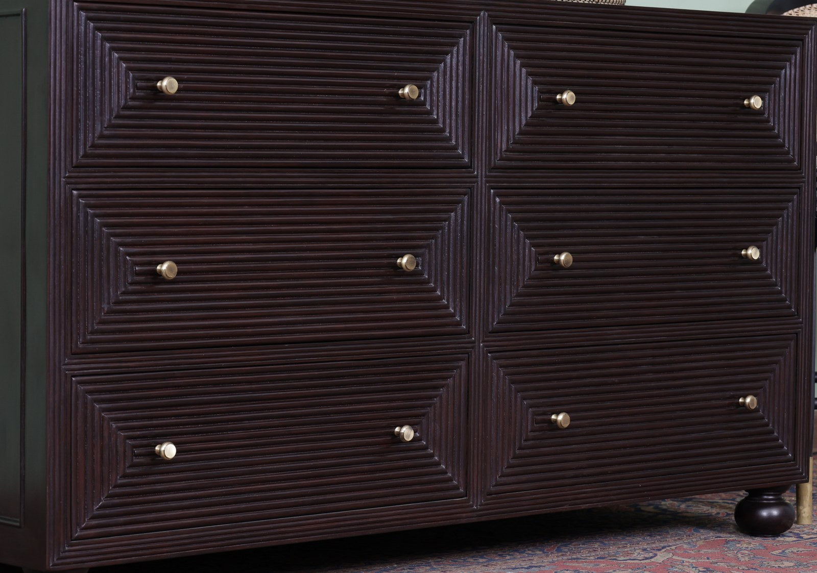 Delgado Dresser