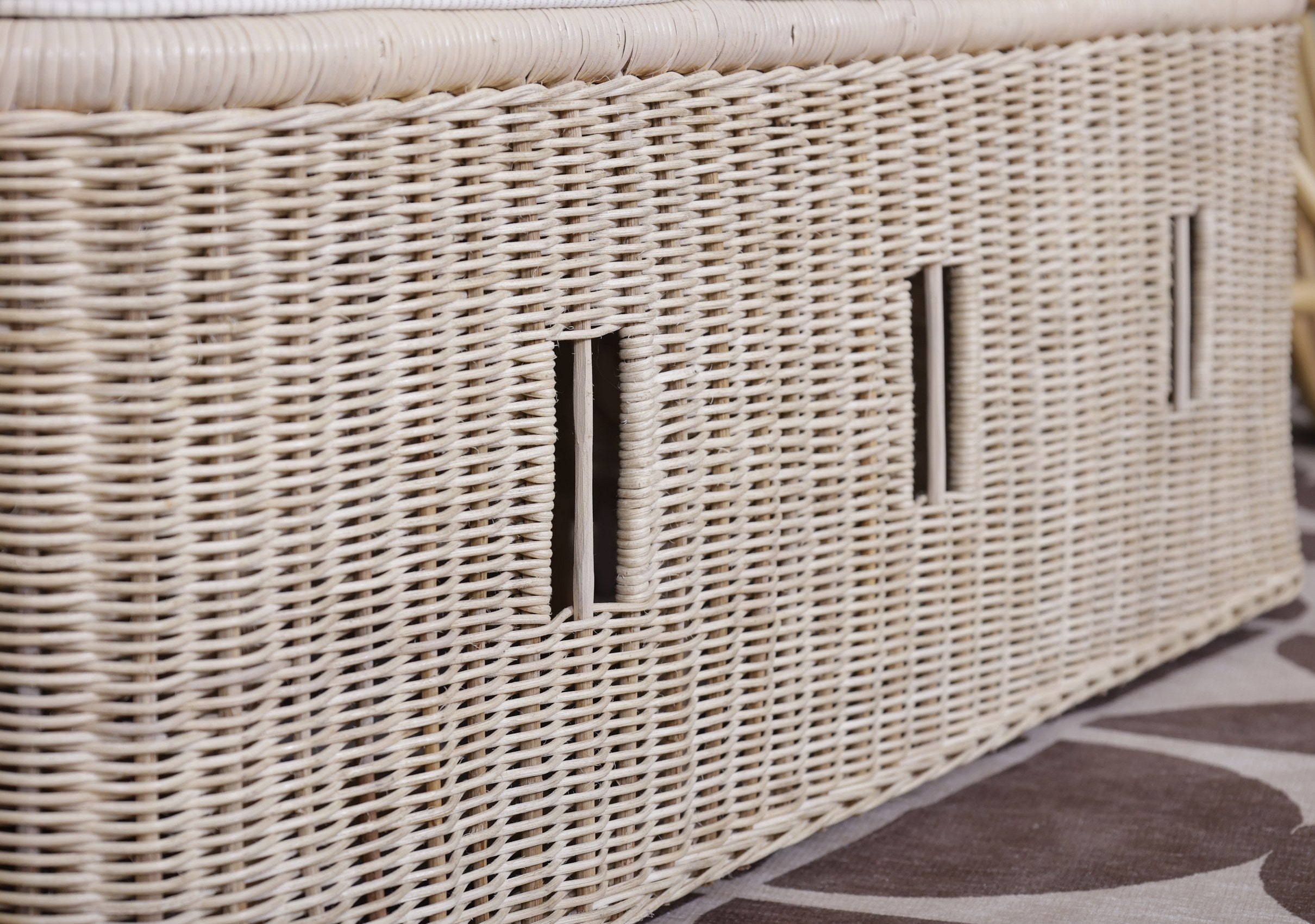 Josias Coffee Table