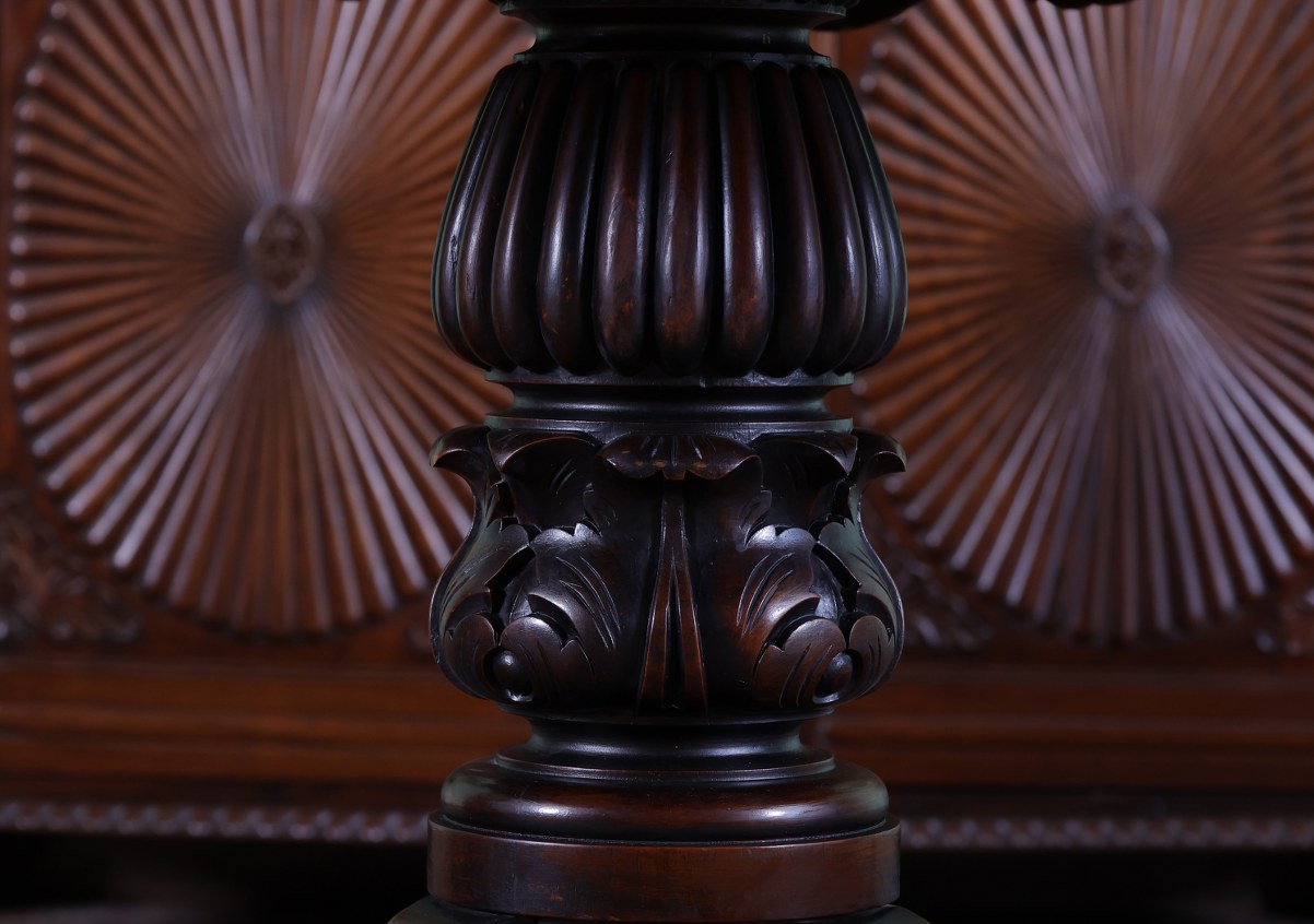Ghetti Hall Table