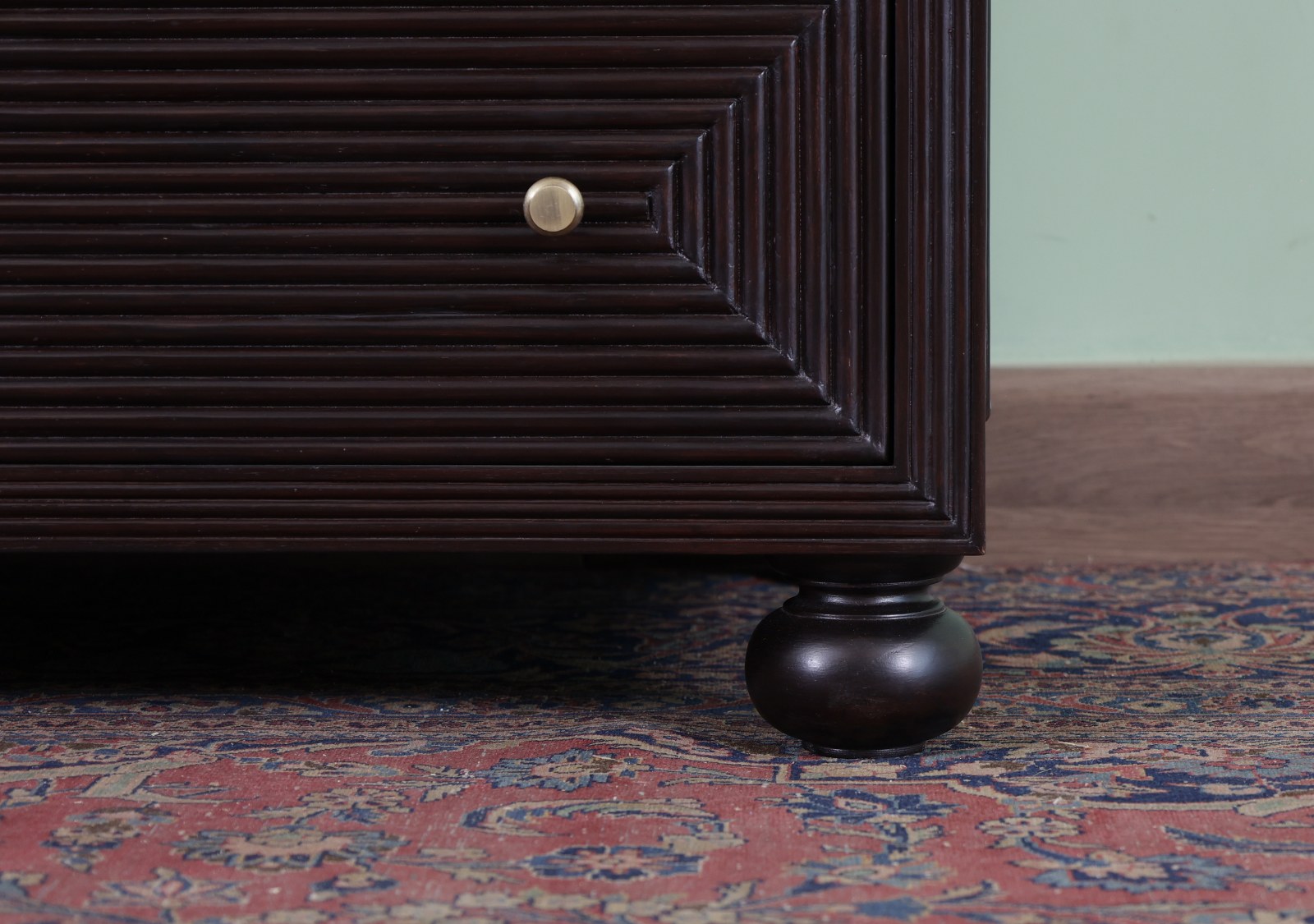 Delgado Dresser