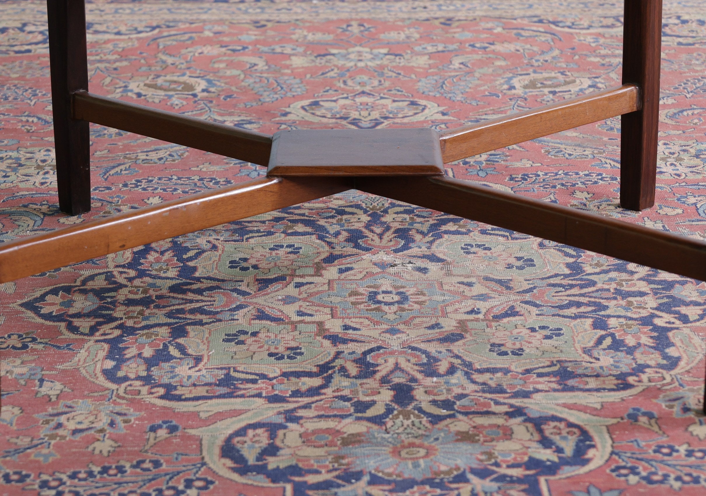 Miguel Game Table