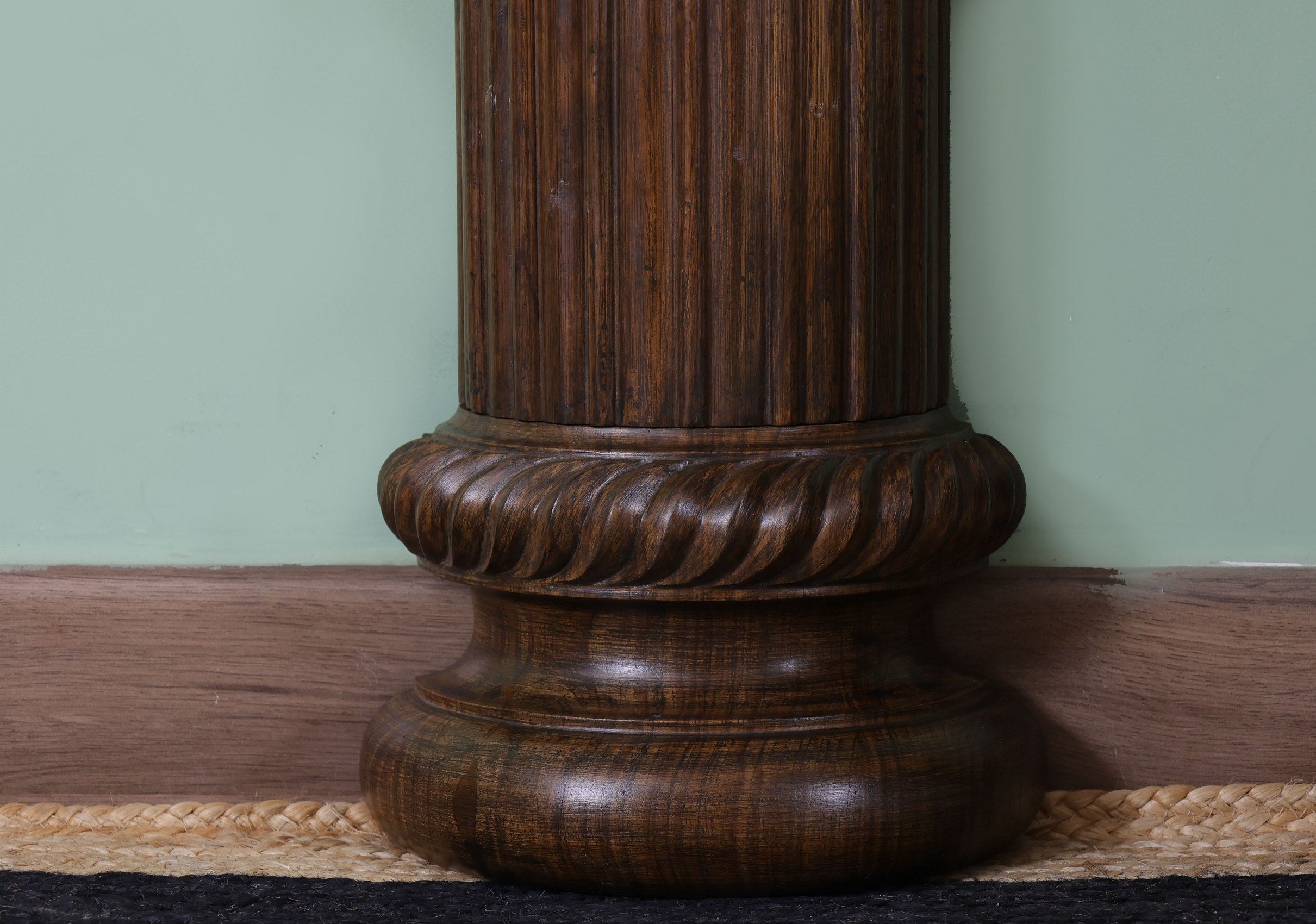 Leete Pillar