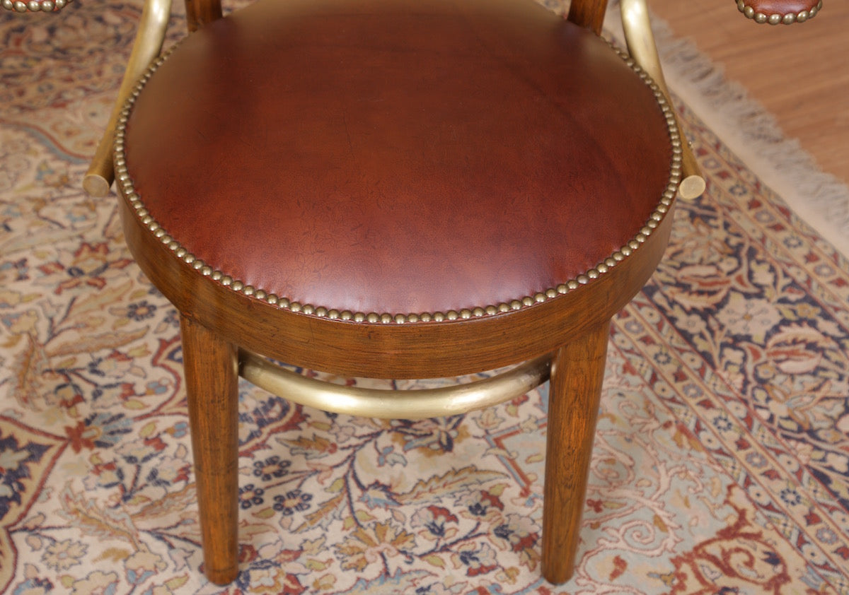 Leon Chair