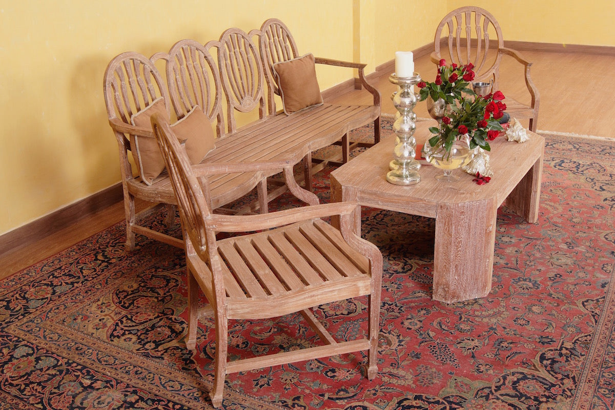Thesiger Sofa Set