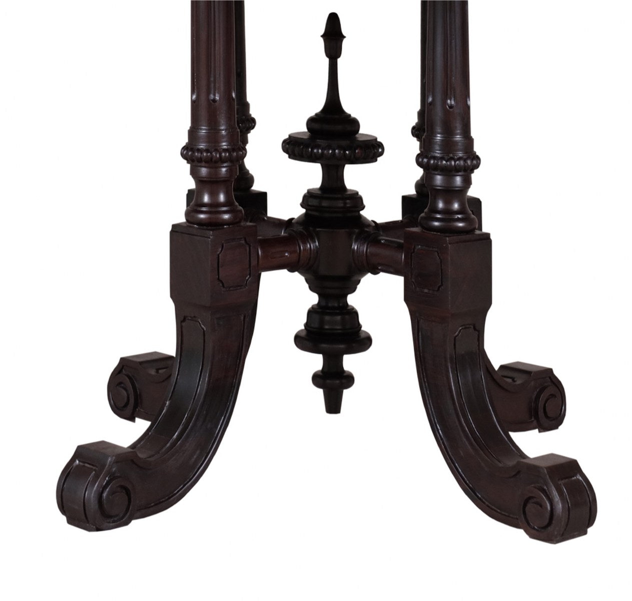 Macleod Dining Table