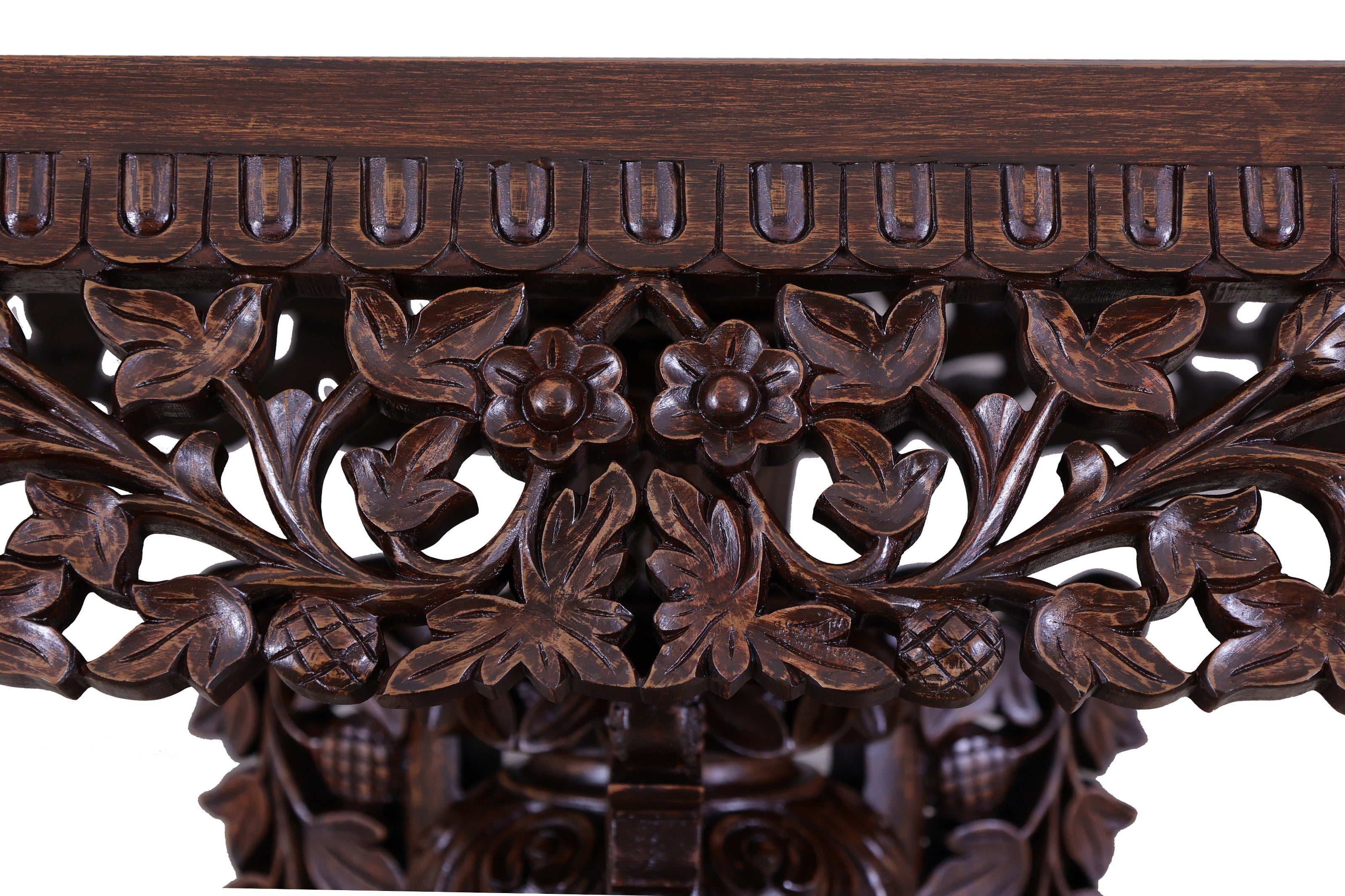 Bedingham Table