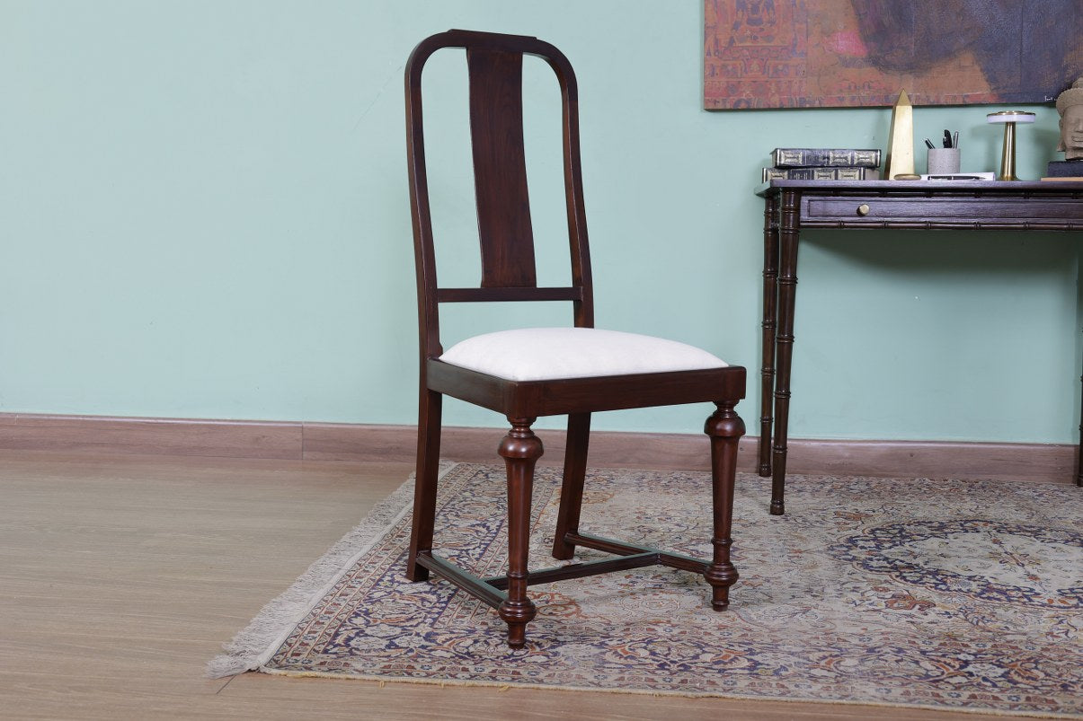 Qualberg Chair