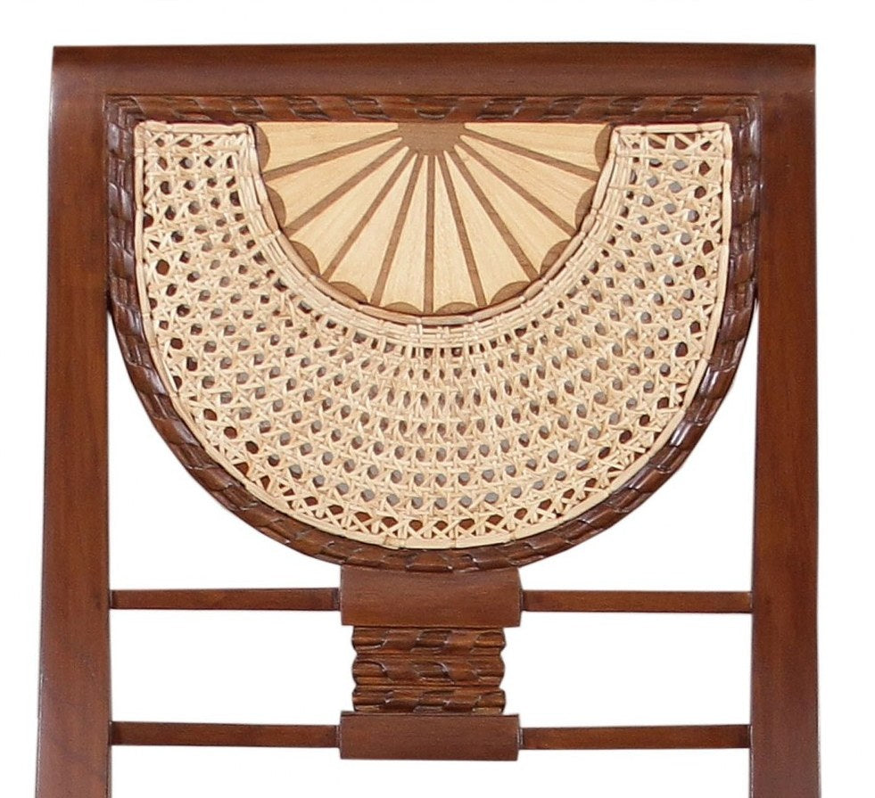 Everett Chair
