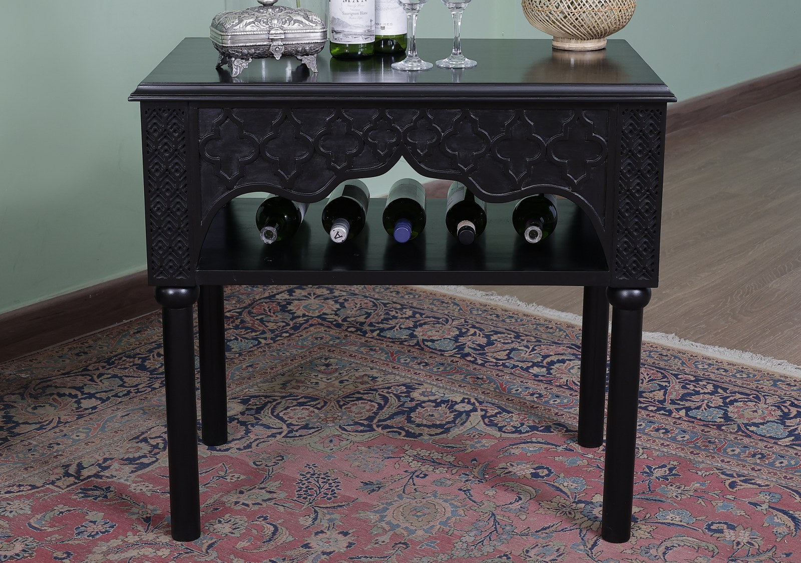 Varick Table