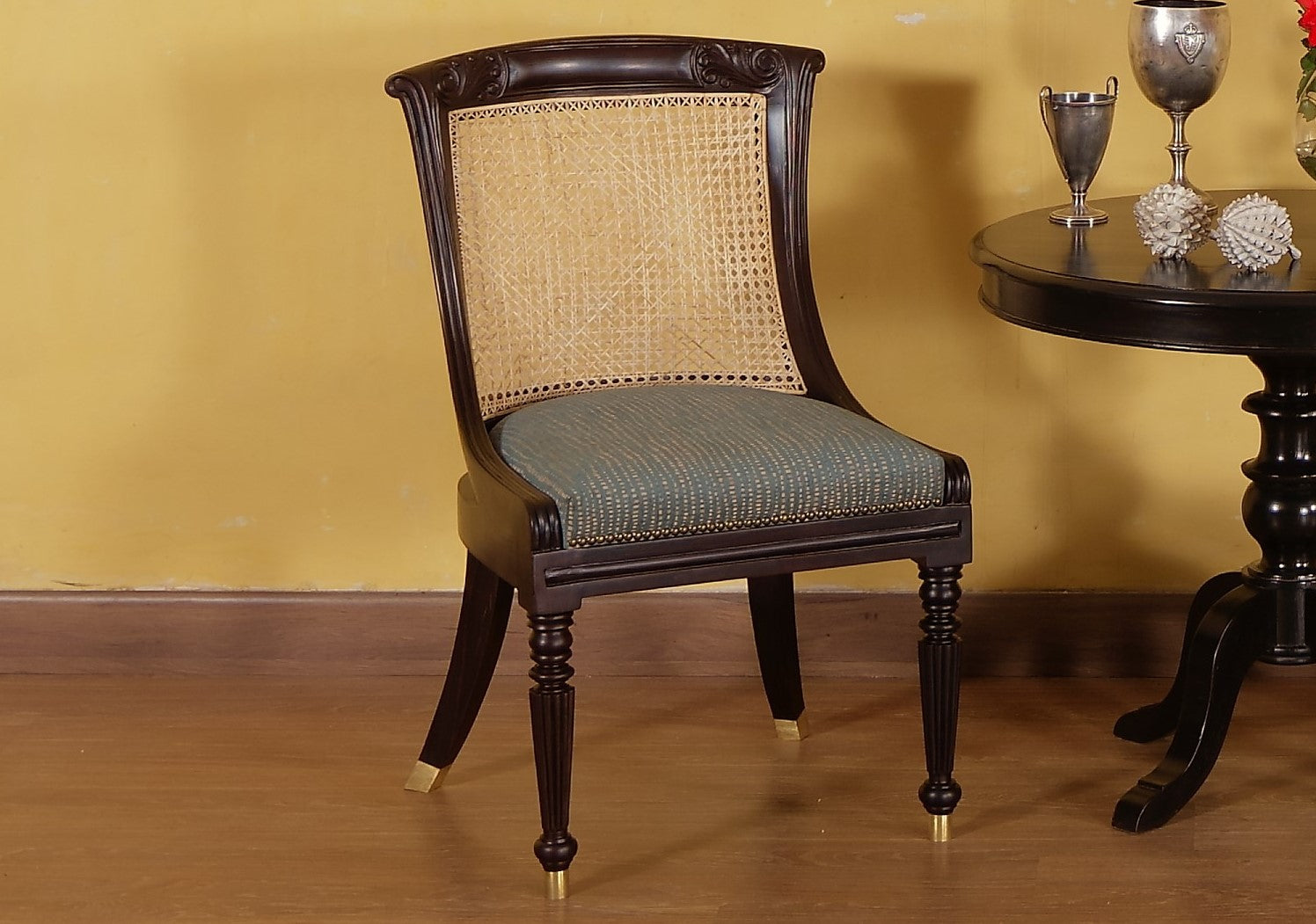 Temple Chair