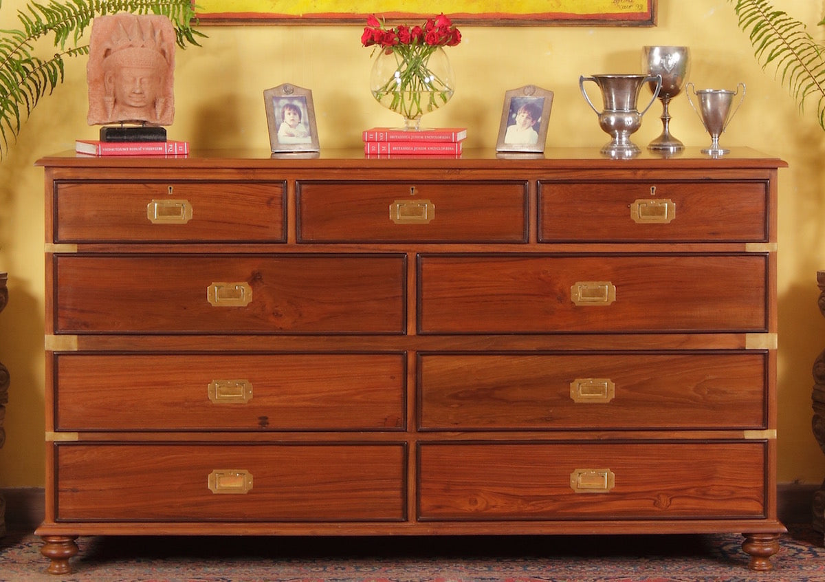 Knaggs Chest of Drawers