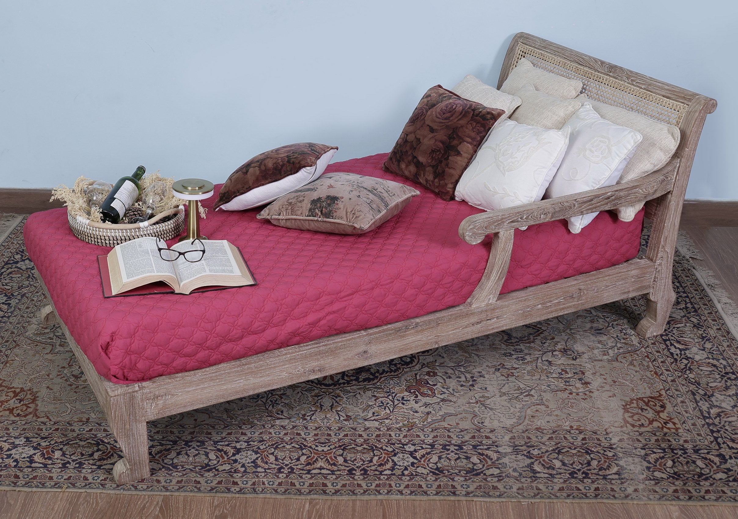 Benton Day Bed