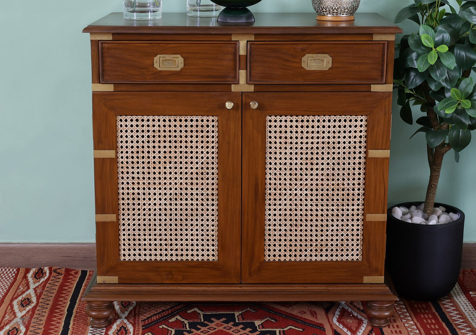Hunter Cabinet