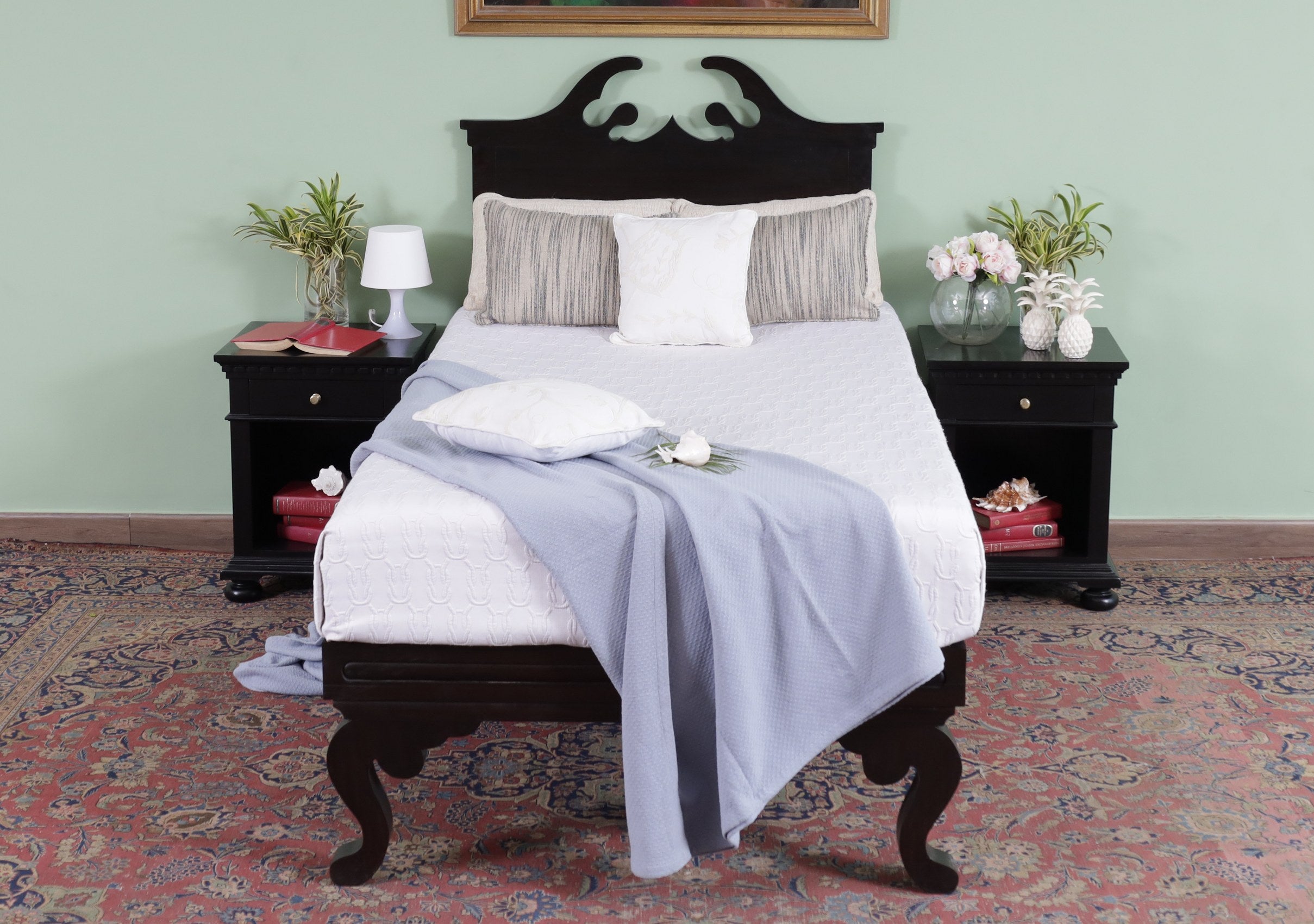 Newbolt Bed