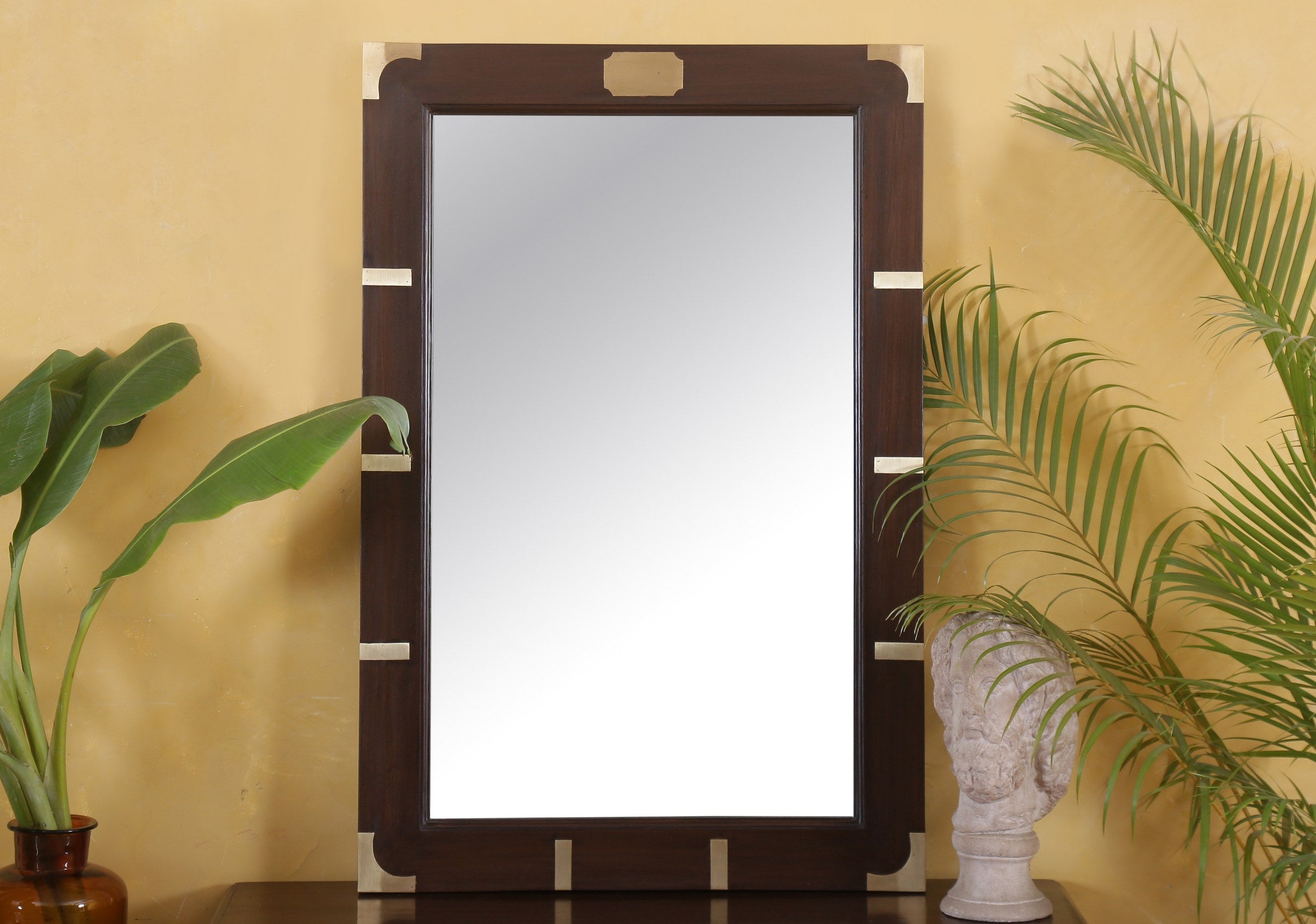 Bentnick Frame