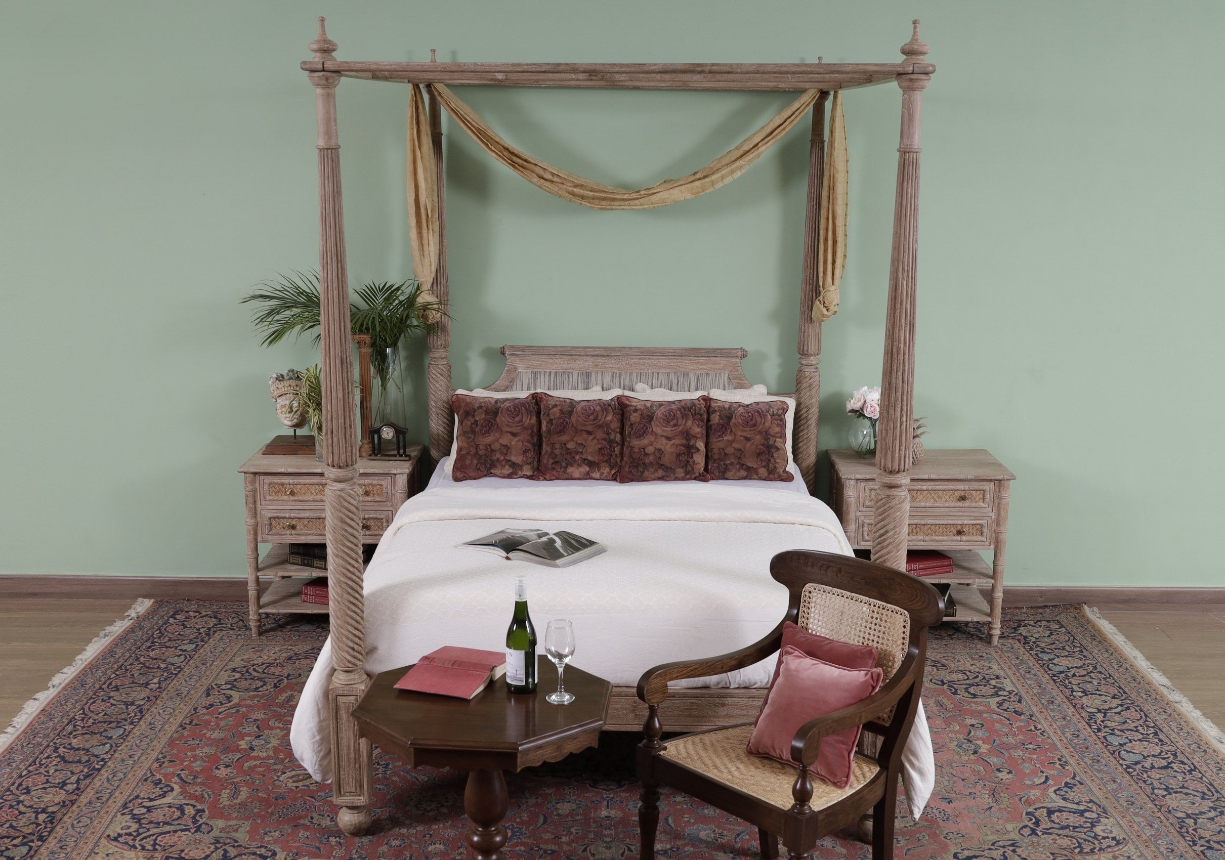 Wellesley Four Poster Bed