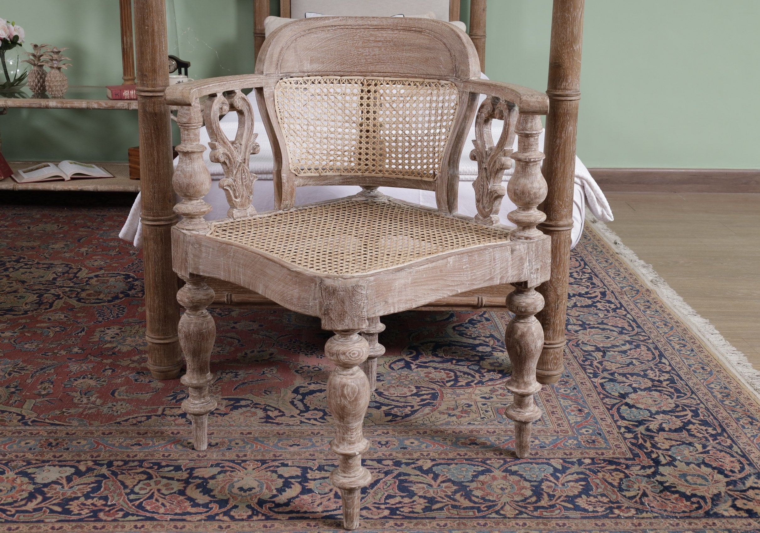 Mallaby Corner Chair