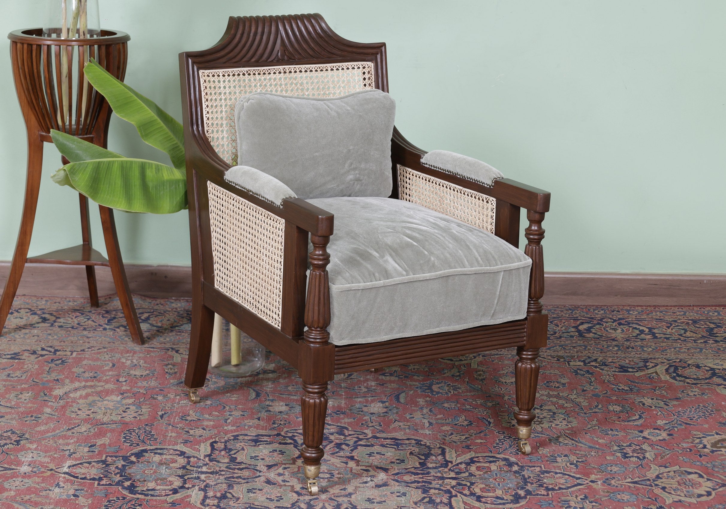 Nicolay Armchair