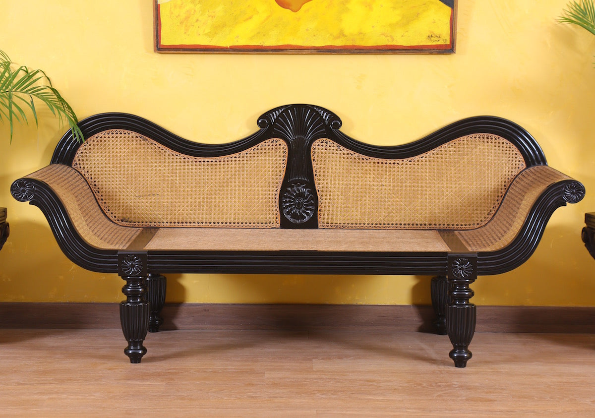 Oudtshoorn Divan