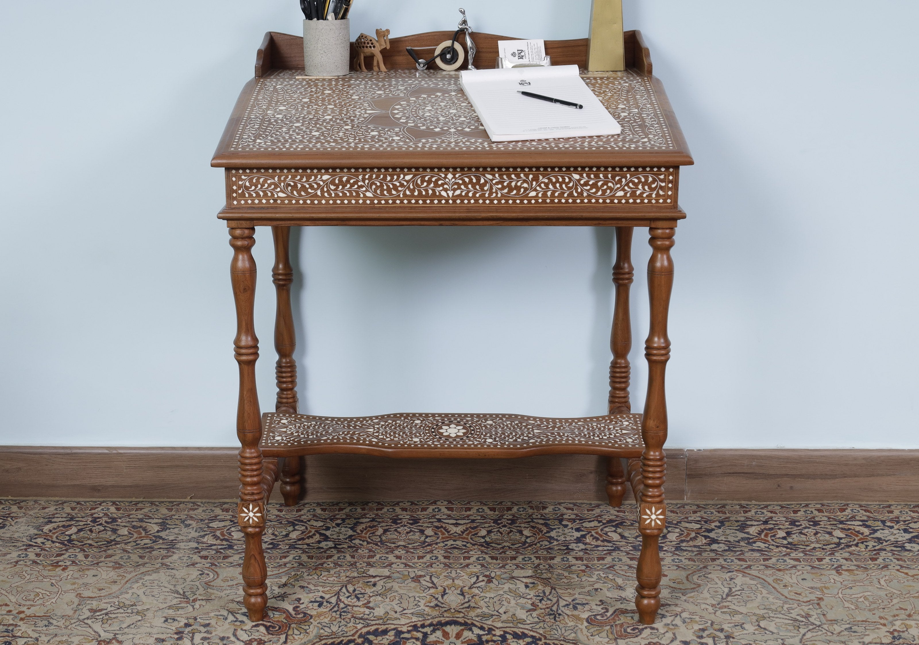 Cherett Desk