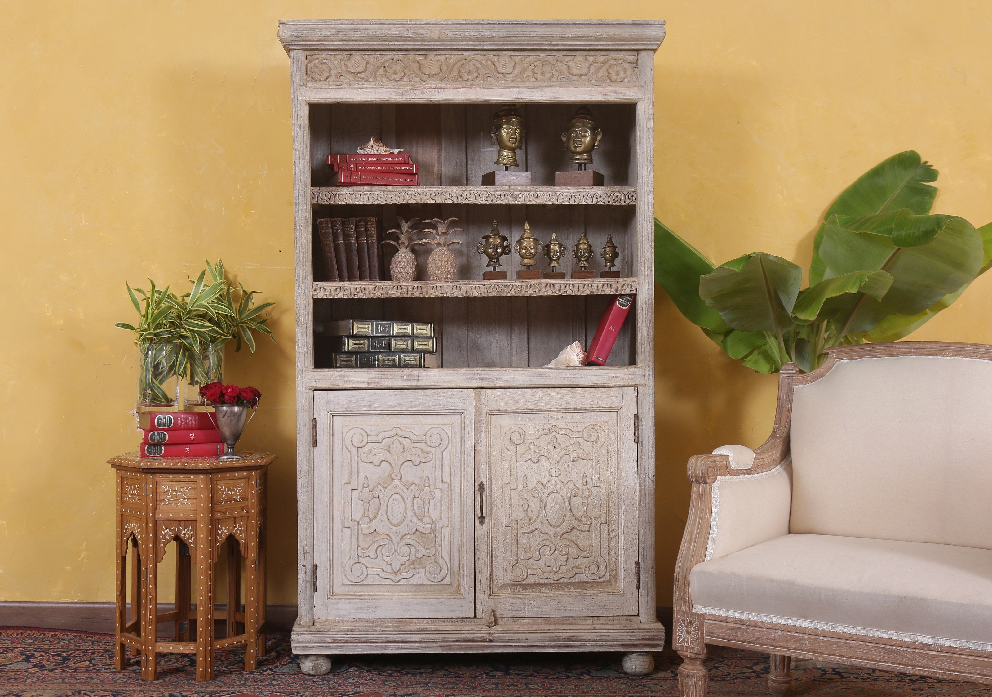Francisco Cabinet
