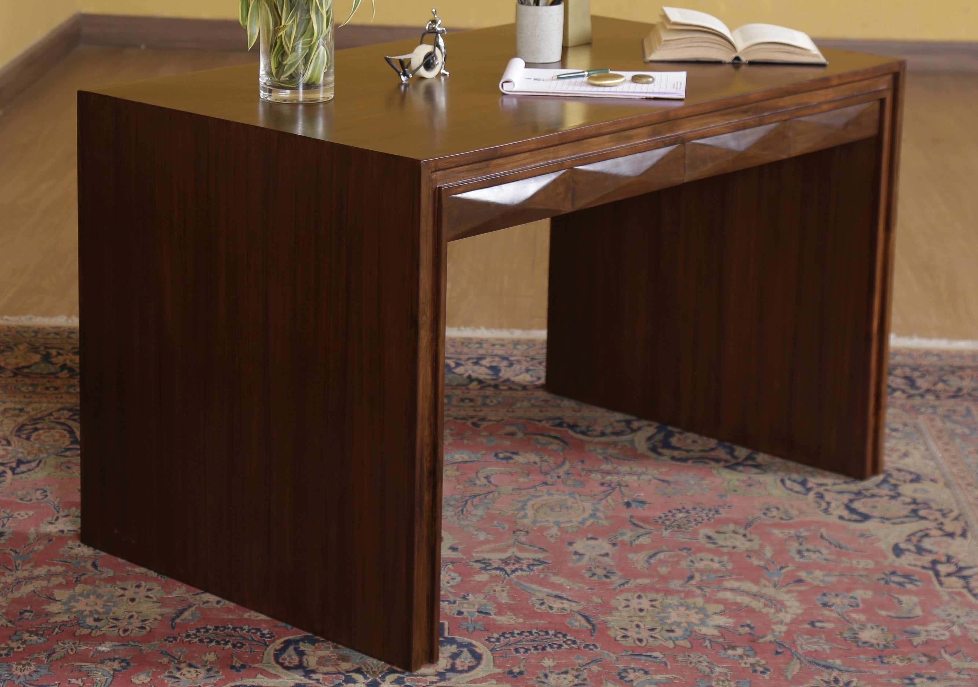 Norton Desk