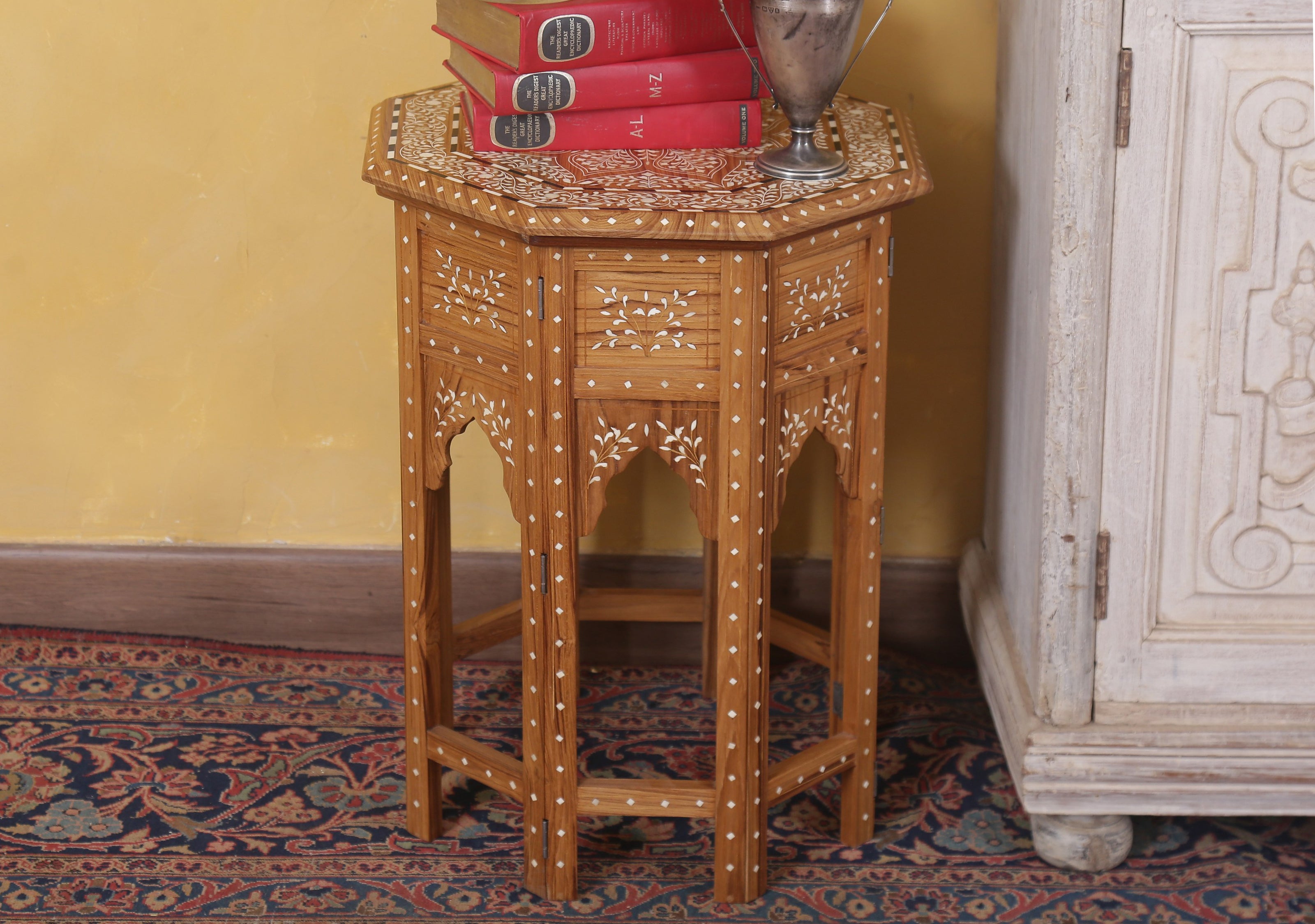 Simo Table