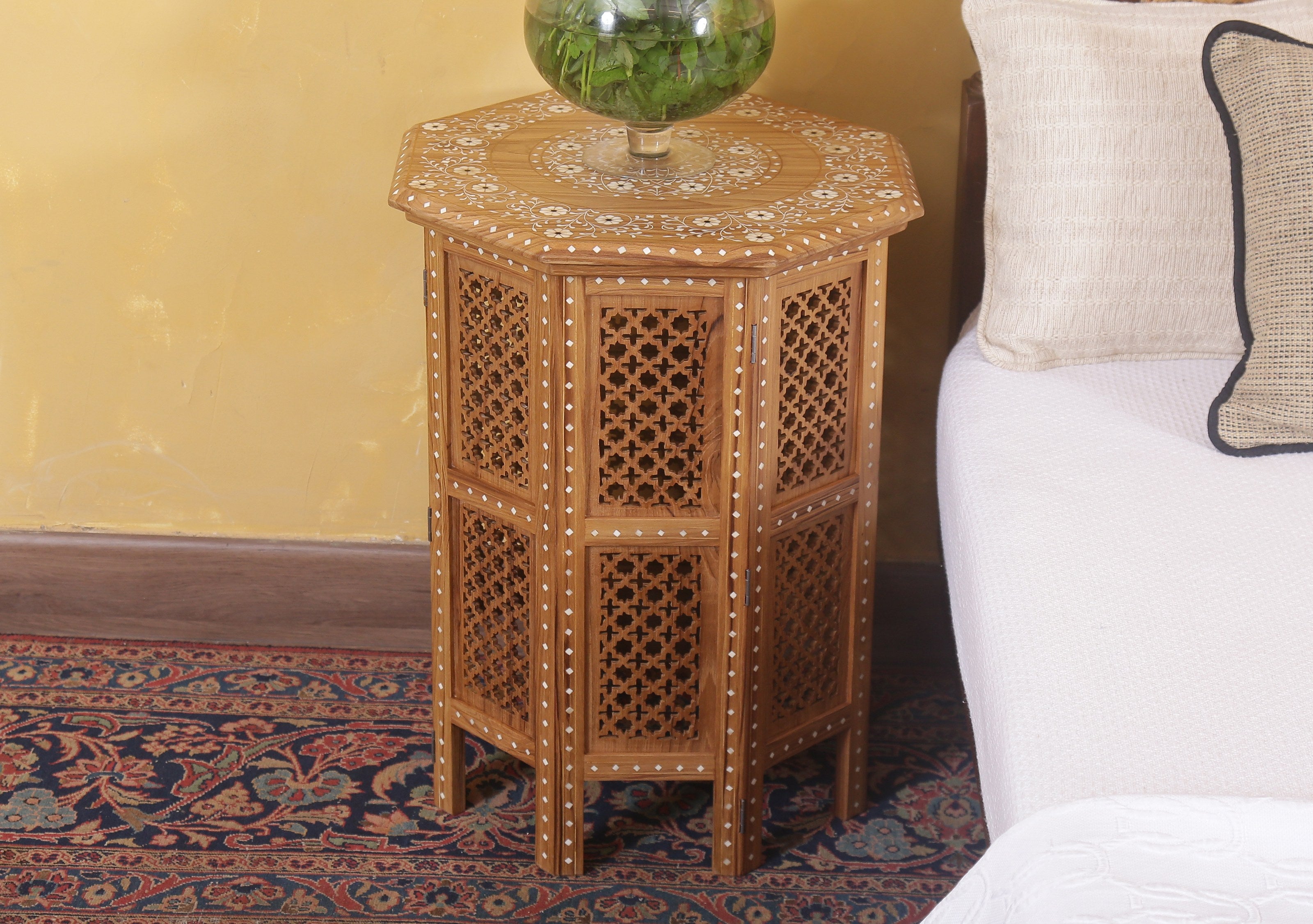 Idrissi Nightstand